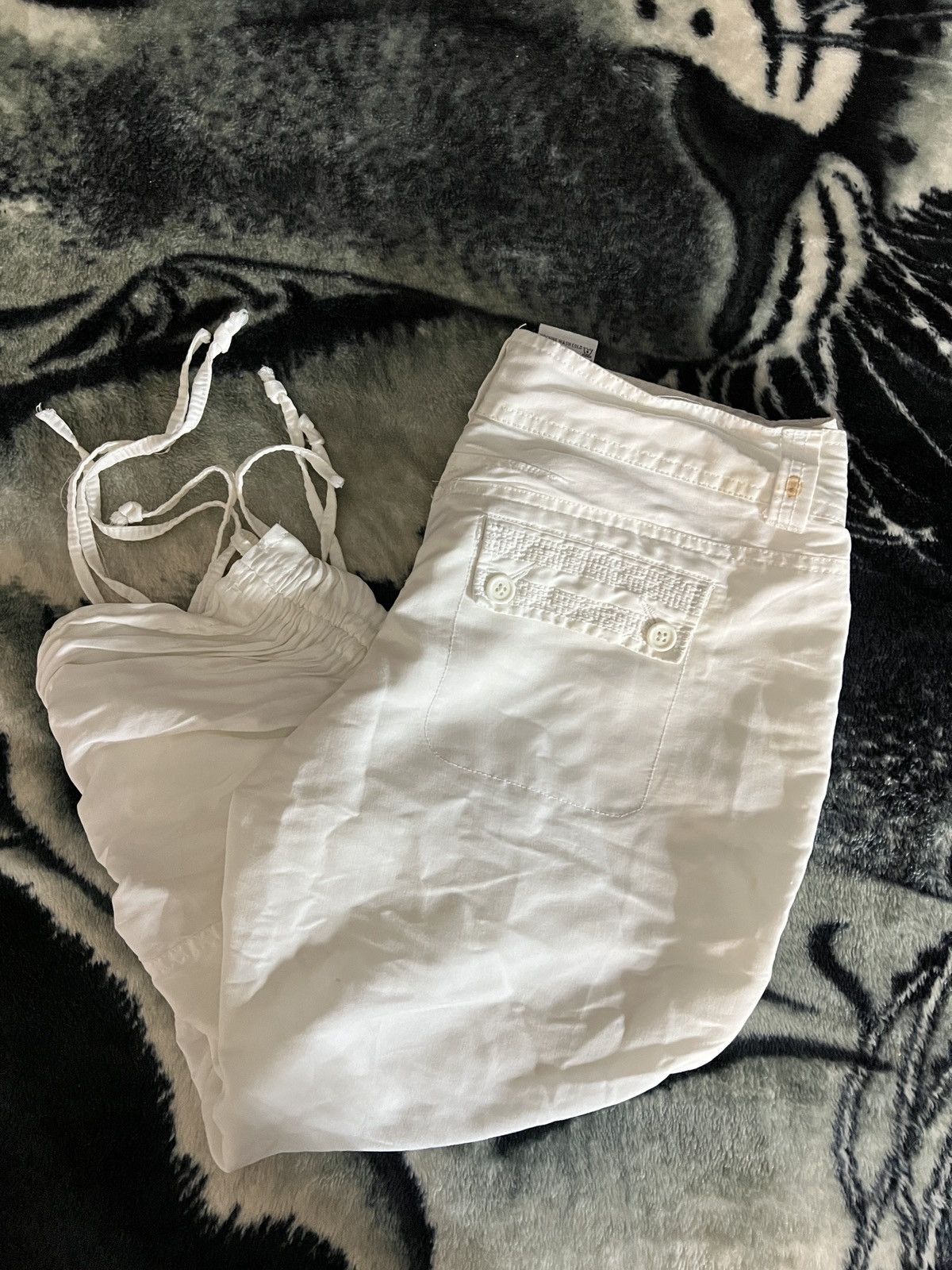 Other No Boundaries Capris Size 30" / US 8 / IT 44 - 1 Thumbnail