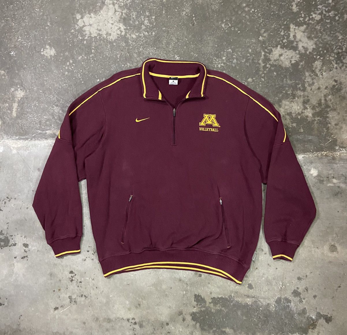 Nike × Vintage Vintage Y2K Nike Minosotta Half Zipped Sweater Size US L / EU 52-54 / 3 - 1 Thumbnail