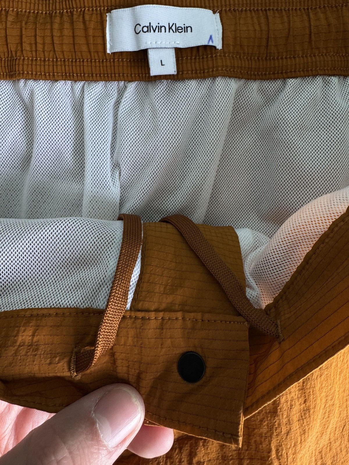 Calvin Klein × Polo Ralph Lauren Men’s Calvin Klein Nylon Shorts Size Large Size US 36 / EU 52 - 11 Thumbnail