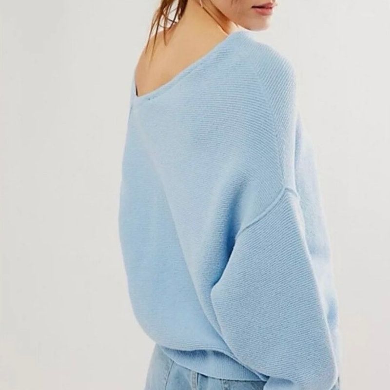 Free People New free people Sz small s ottoman off shoulder sweater blue Size S / US 4 / IT 40 - 2 Thumbnail