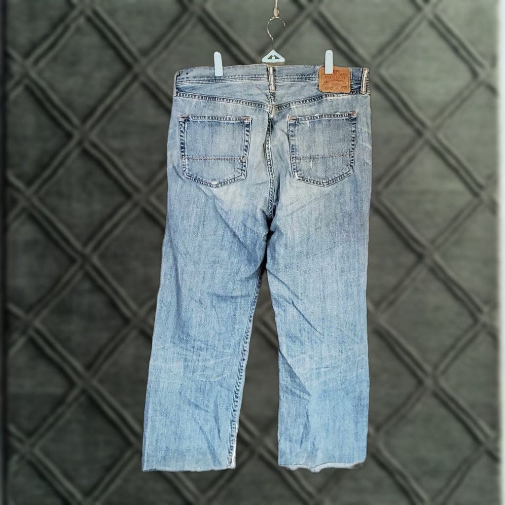 Abercrombie & Fitch VINTAGE Abercrombie & Fitch Jeans Distressed Patchwork Grunge Baggy 36 X 29 Men 36 Inseam Blue Straight Size US 36 / EU 52 - 1 Thumbnail