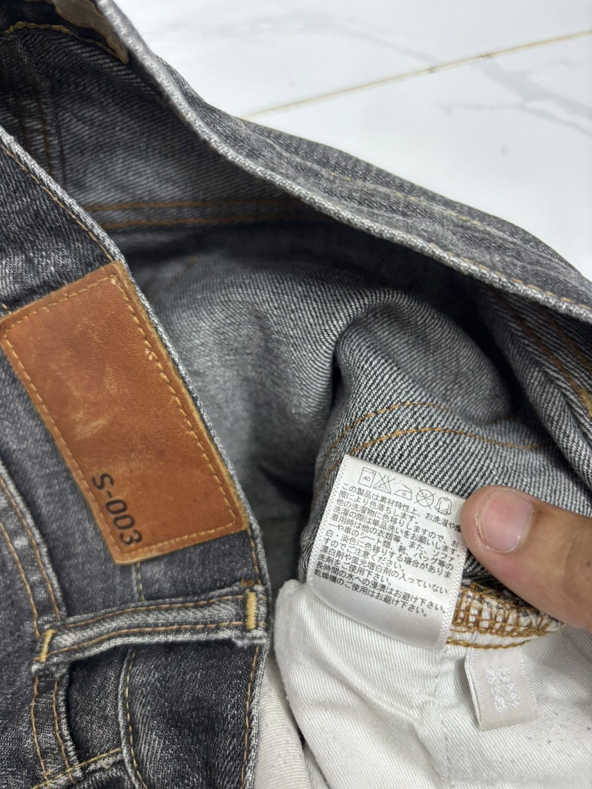Undercover × Uniqlo Vintage Japanese Faded Black S-003 Uniqlo Distressed Denim Size US 33 - 12 Thumbnail