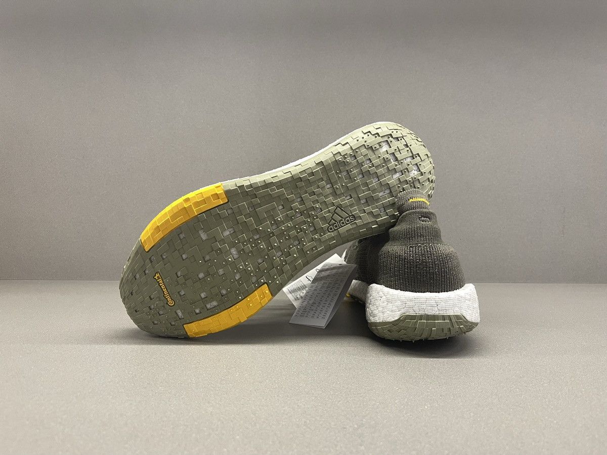 Adidas × Monocle Adidas PulseBoost HD Monocle Raw Khaki Size US 9 / EU 42 - 8 Thumbnail