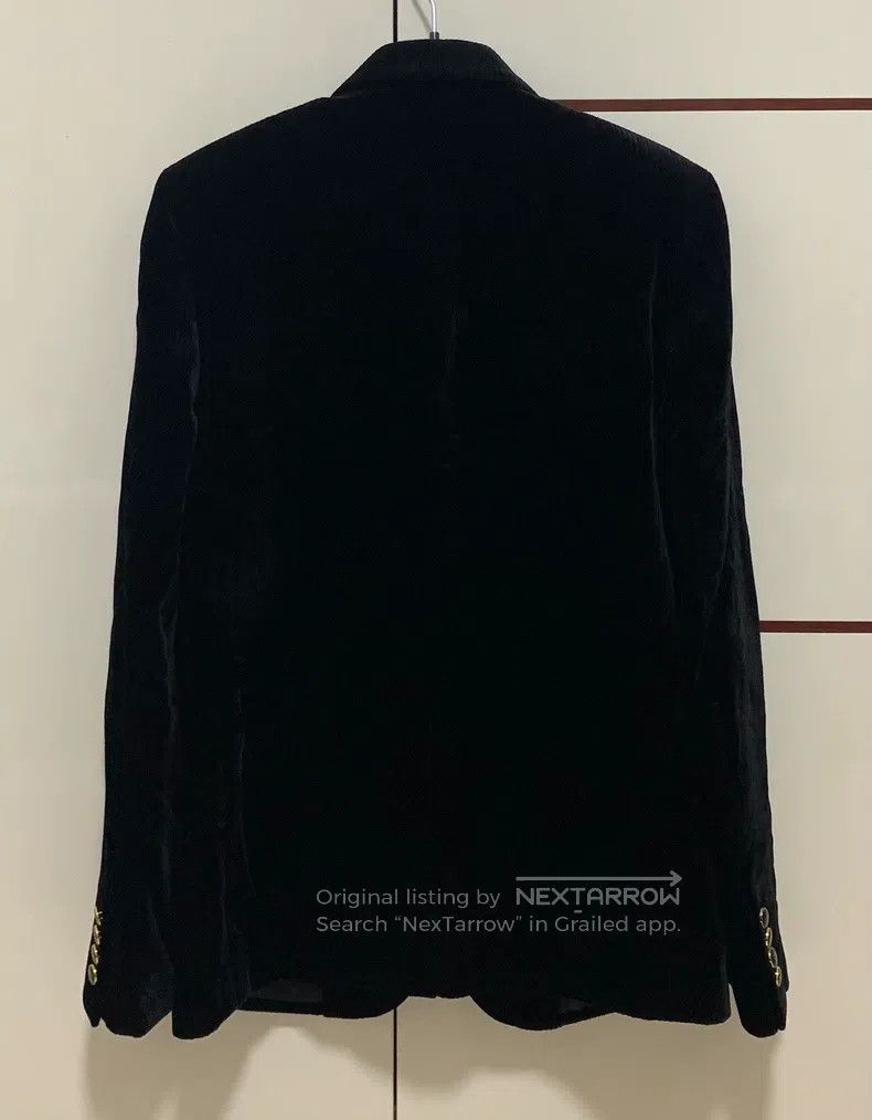 Saint Laurent Paris Saint Laurent Paris Black velvet striped three-button suit Size US M / EU 48-50 / 2 - 2 Thumbnail