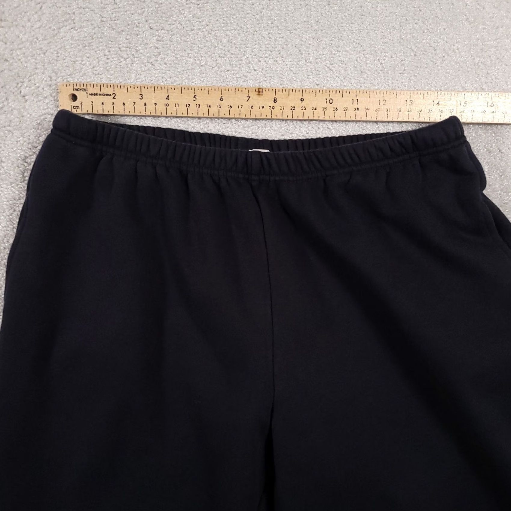 Fabletics VINTAGE Fabletics Cozy Fleece Go To Jogger Sweatpant Womens Large Crop Black Lounge Size 30" / US 8 / IT 44 - 5 Thumbnail