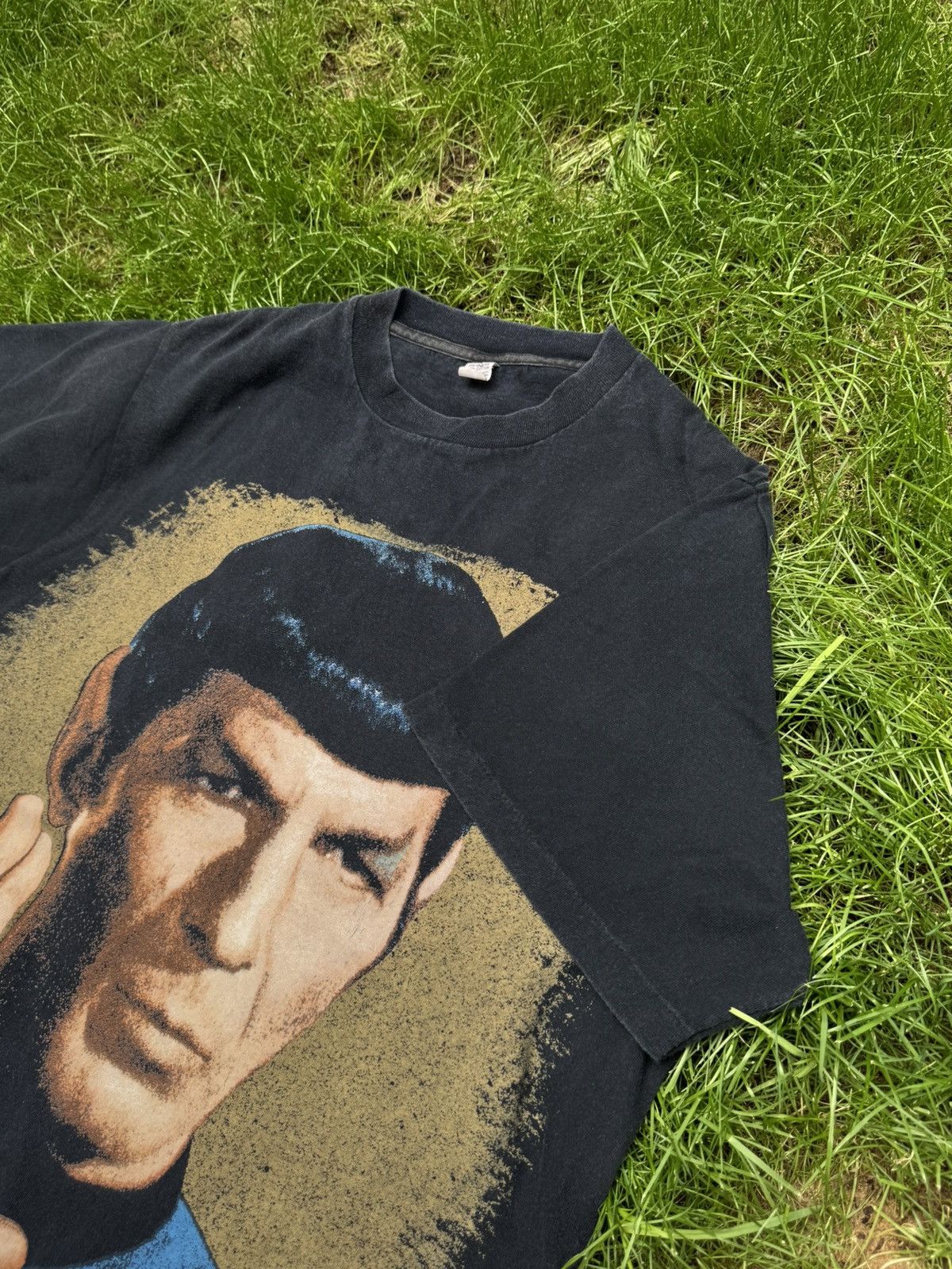 Changes Vintage 1991 Star Trek "Mr. Spock" graphic t-shirt Size US L / EU 52-54 / 3 - 7 Thumbnail