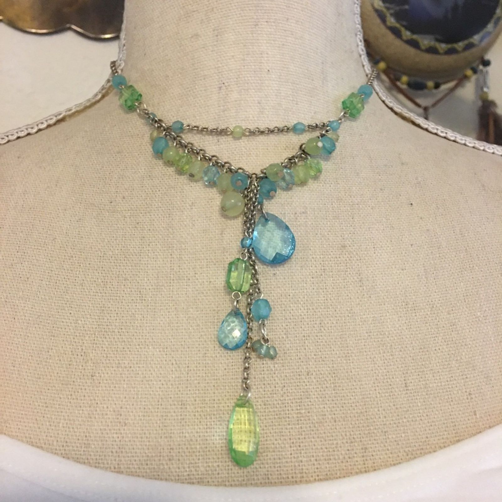 Jewelry Green and blue faceted bead chandelier necklace Size ONE SIZE - 1 Thumbnail