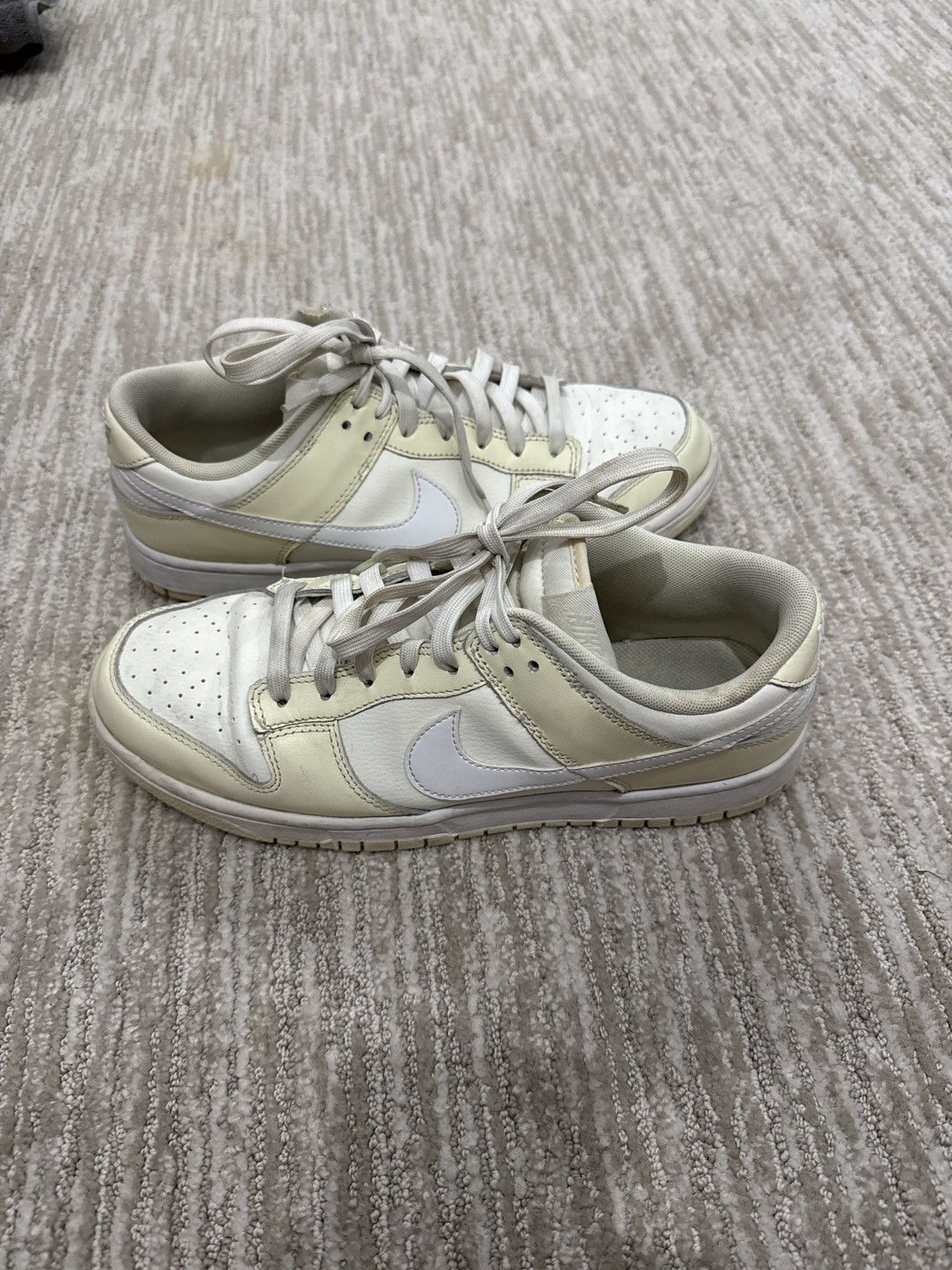 Nike SB Nike Dunk SB Coconut Cream Size US 10 / EU 43 - 1 Thumbnail
