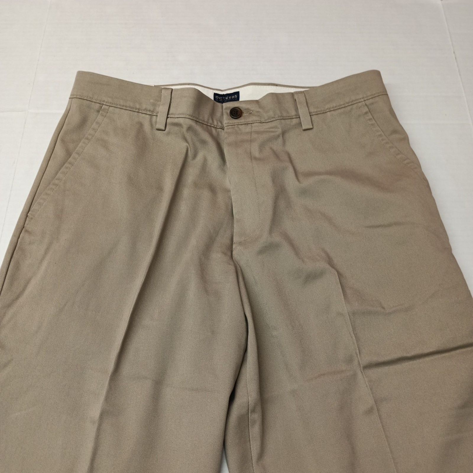 Dockers Dockers Easy Khakis Men's 34x32 Timber Wolf Relaxed Fit Size US 34 / EU 50 - 4 Thumbnail