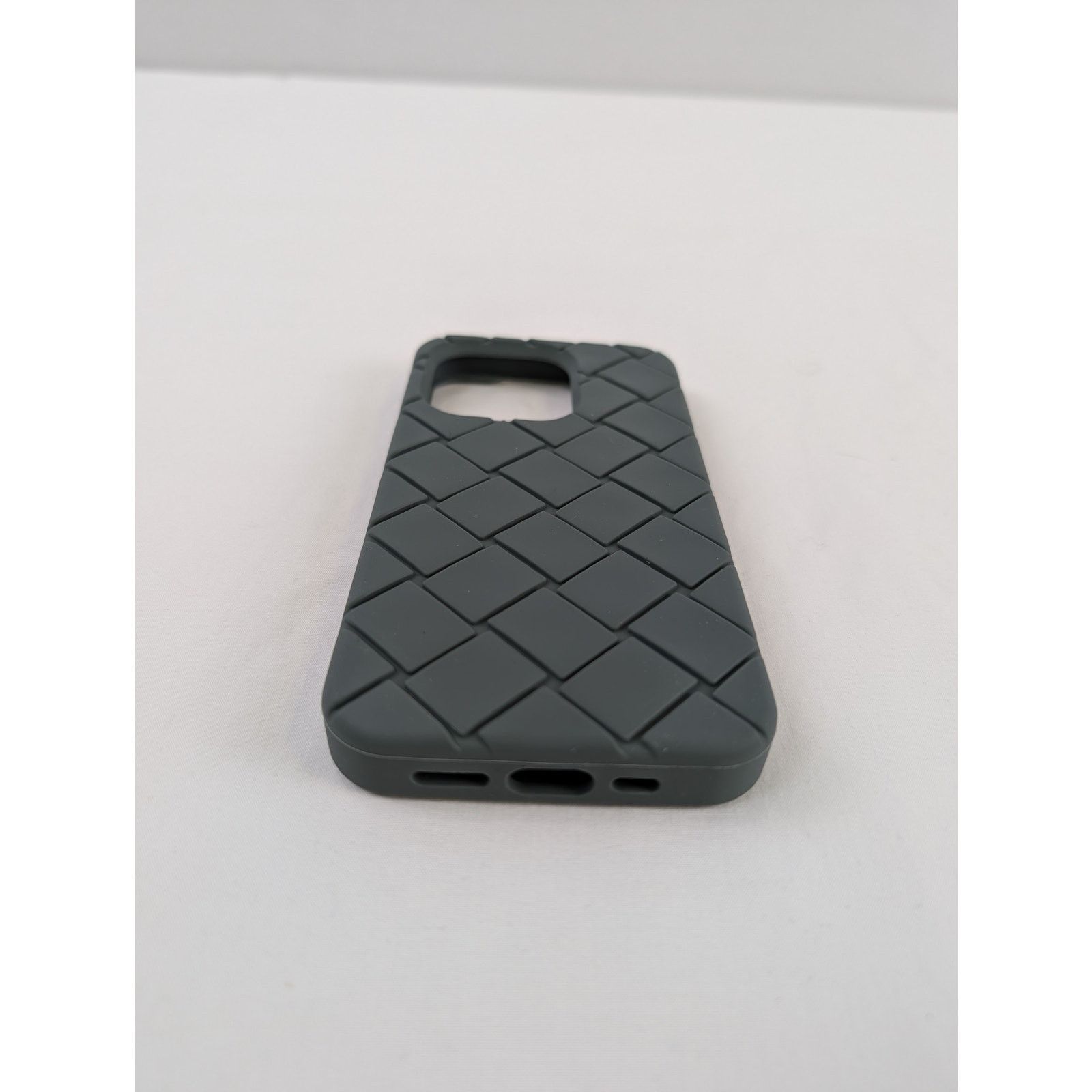 Bottega Veneta o1rshd1 Size: OS / i Phone iPhone 14 pro Cover Case in Slate Size ONE SIZE - 7 Thumbnail