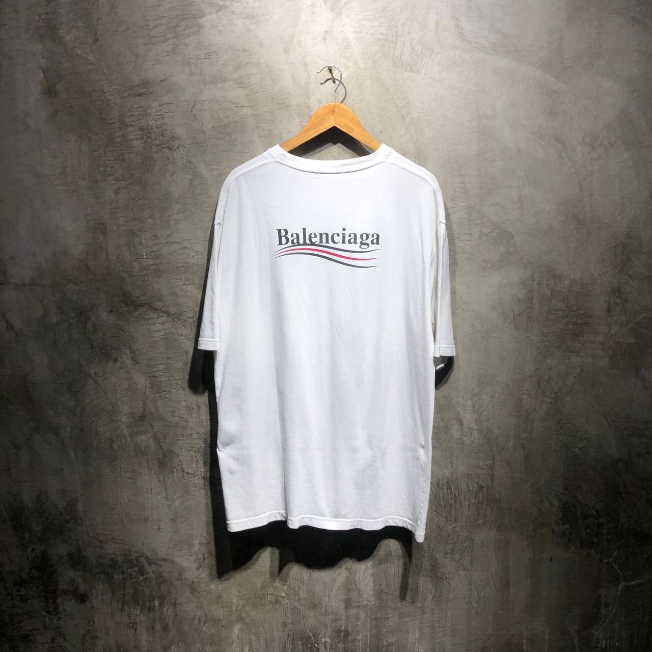 Balenciaga Balenciaga Campaign Distressed tee Size US XL / EU 56 / 4 - 1 Thumbnail