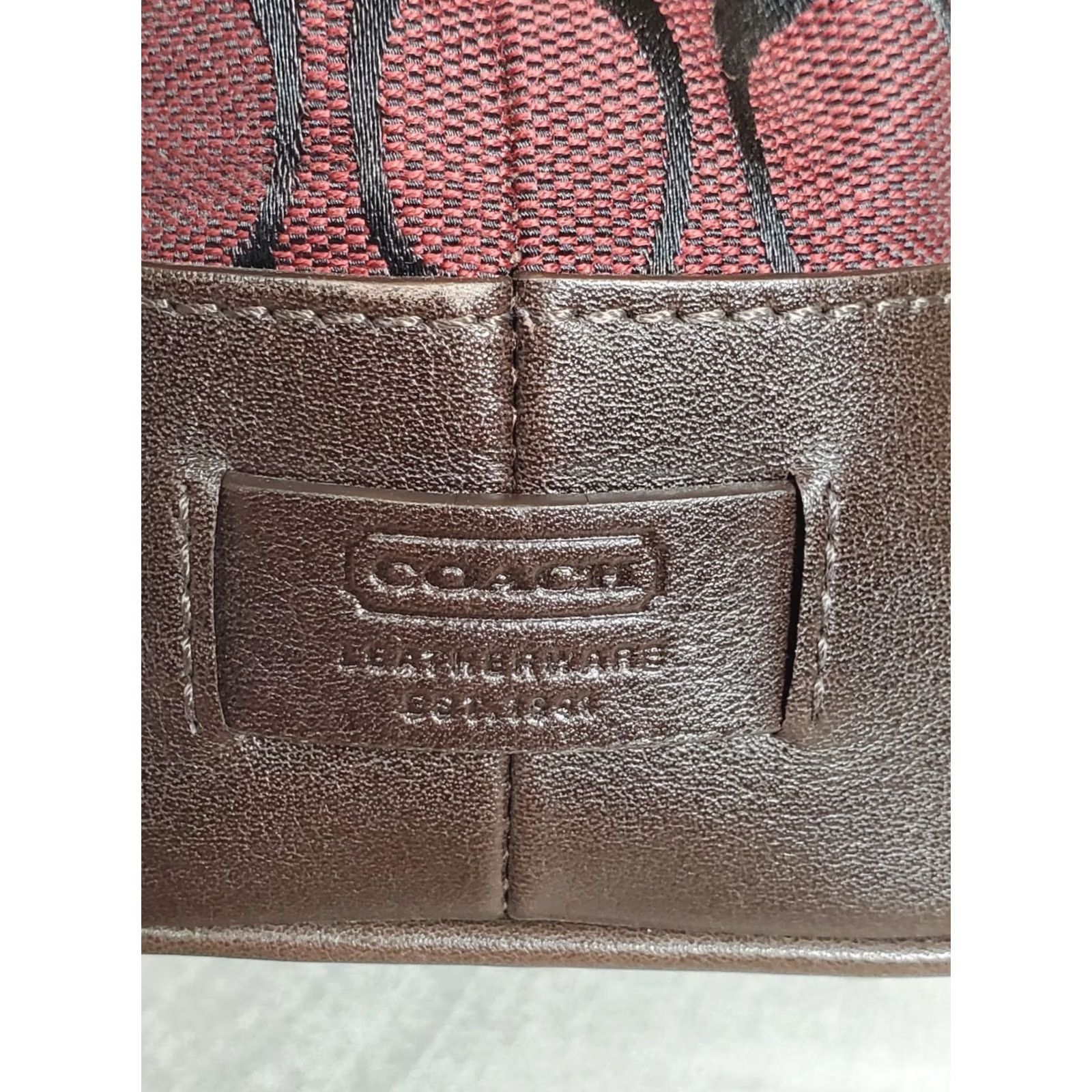 Coach VINTAGE Coach Tote Handbag Women Medium Red Jacquard Canvas Brown Leather Signature C Monogram 6089 Size ONE SIZE - 4 Thumbnail
