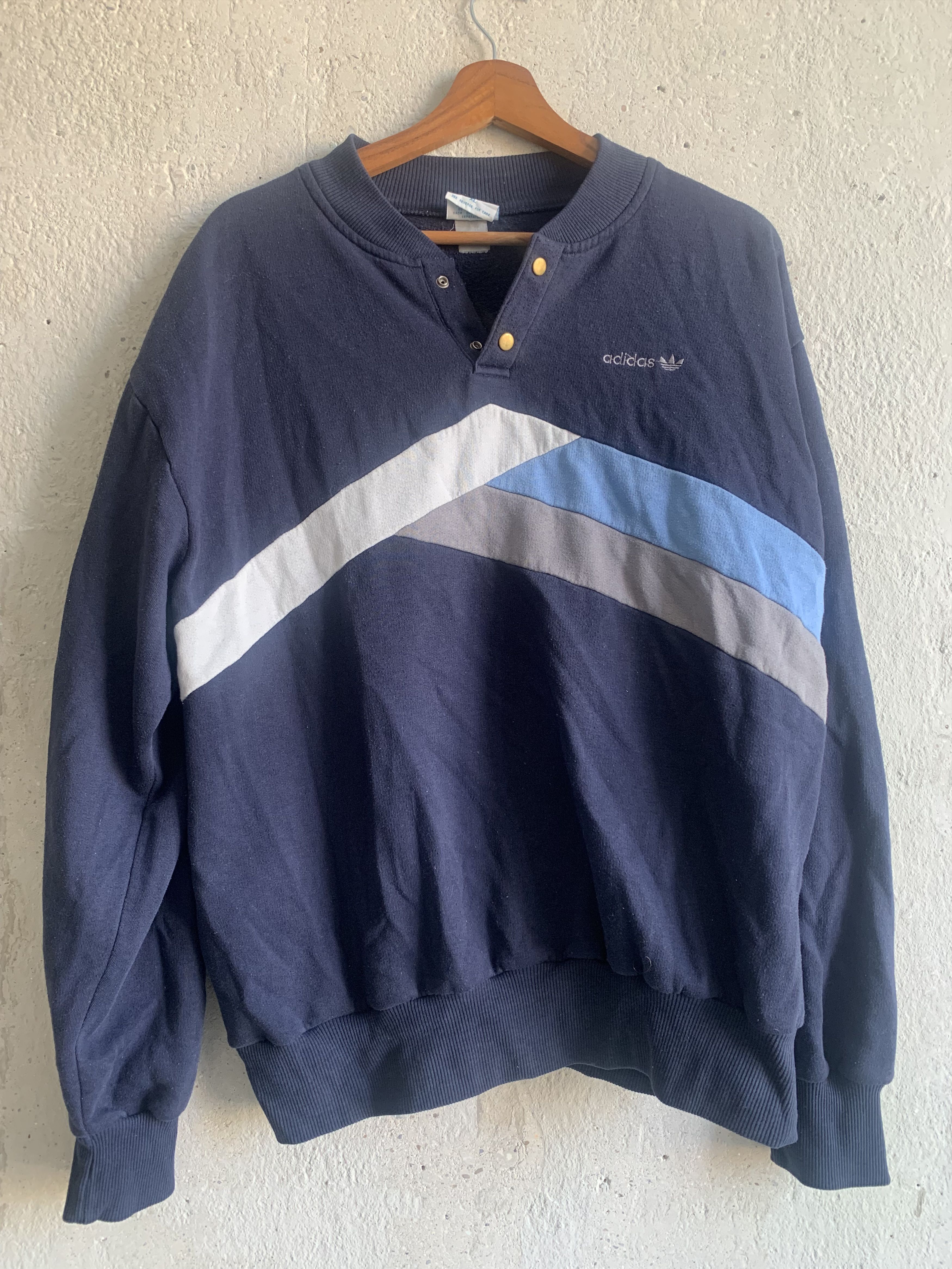 Adidas Adidas originals trefoil sweatshirt color block blue XL Size US XL / EU 56 / 4 - 1 Thumbnail
