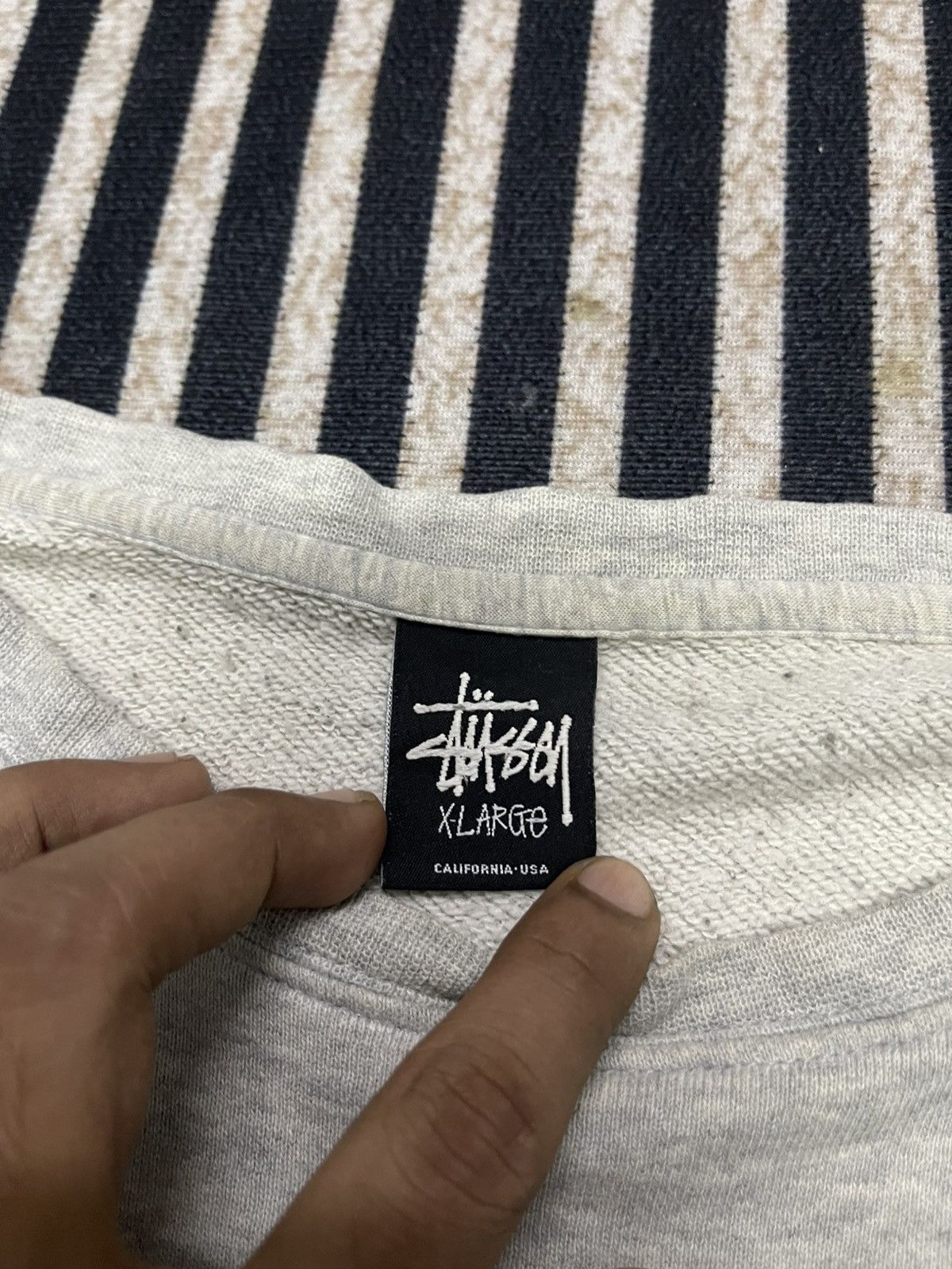 Stussy Y2K STUSSY WORLDTOUR SWEATSHIRT GOLDPRINT Size US XL / EU 56 / 4 - 11 Thumbnail