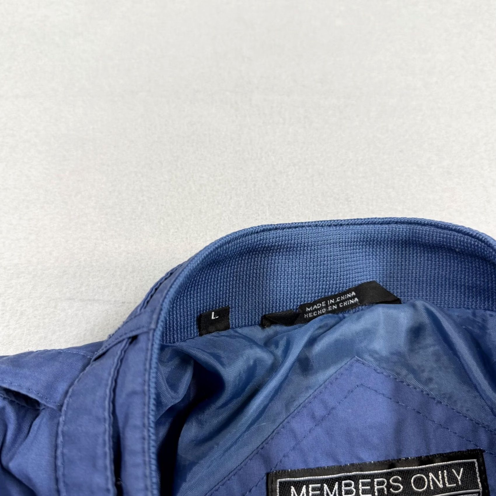 Members Only Members Only Jacket Mens L Blue Bomber Full Zip Lined Pockets Epaulet Stand-Up Collar Vintage? No Size US L / EU 52-54 / 3 - 5 Thumbnail