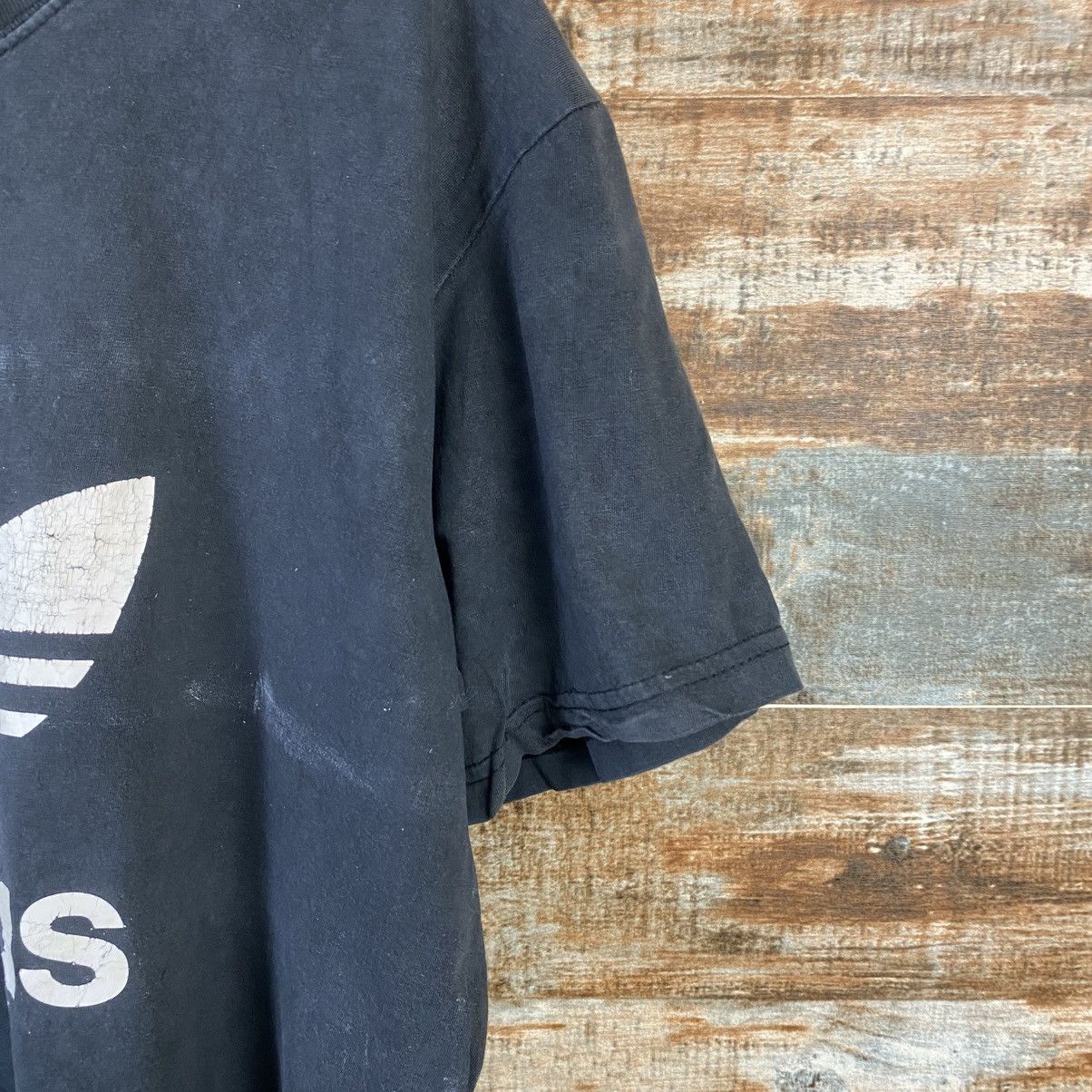 Adidas DL Adidas vintage Black T-Shirt #C1189 Size US M / EU 48-50 / 2 - 8 Thumbnail