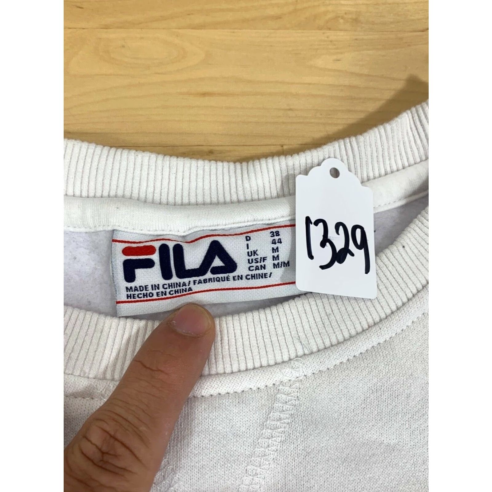 Fila VINTAGE FILA Sweatshirt Embroidered Spellout Crew Neck White M Mens Unisex Adult Regular Pullover Logo Size US M / EU 48-50 / 2 - 7 Thumbnail