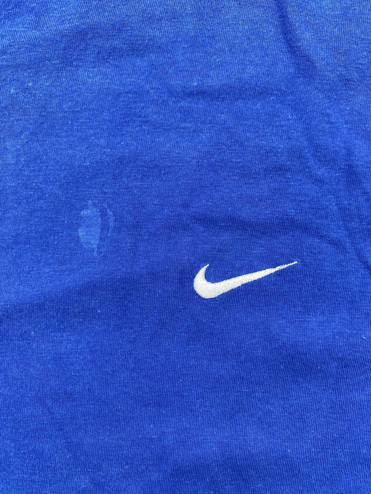 Nike × Vintage 90S NIKE Y2K RARE SWOOSH RETRO LOGO TEE TSHIRT Size US L / EU 52-54 / 3 - 3 Thumbnail