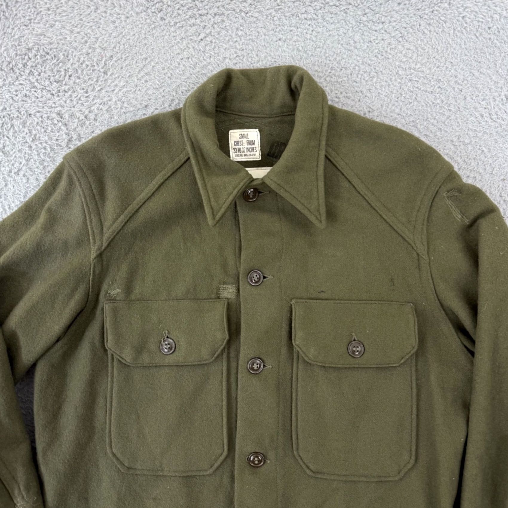 Olive VINTAGE US Army OG 108 Field Shirt Mens Small Wool Button Up Olive Green Army Shirt Size US S / EU 44-46 / 1 - 3 Thumbnail