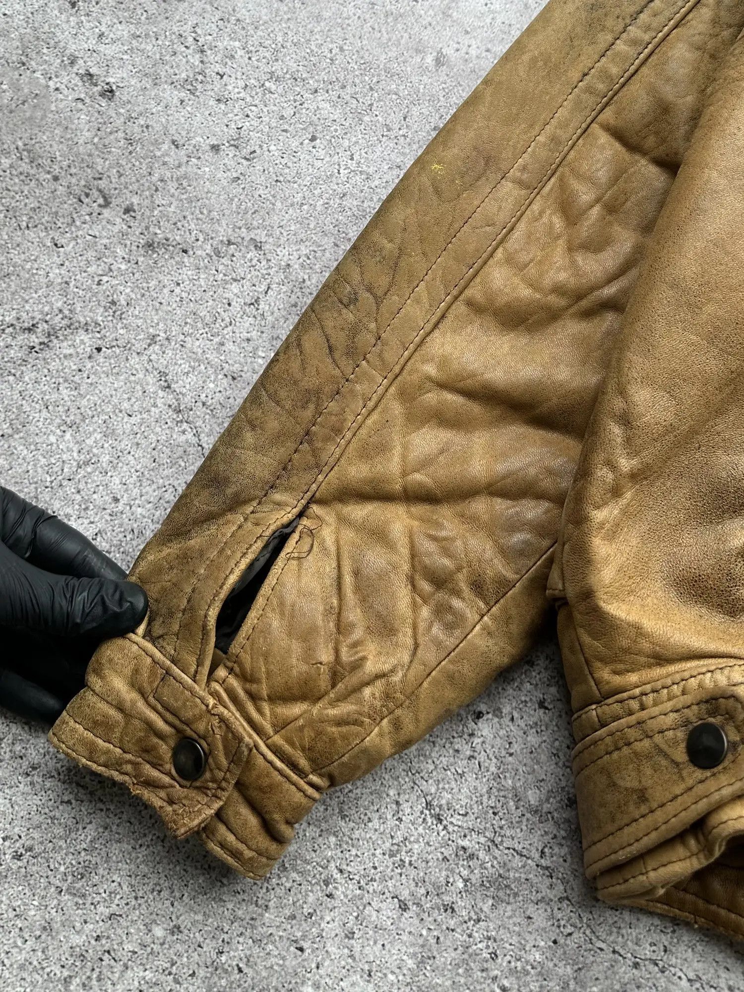 Japanese Brand Vintage Faded Leather Jacket C554(V108) Size US M / EU 48-50 / 2 - 14 Thumbnail