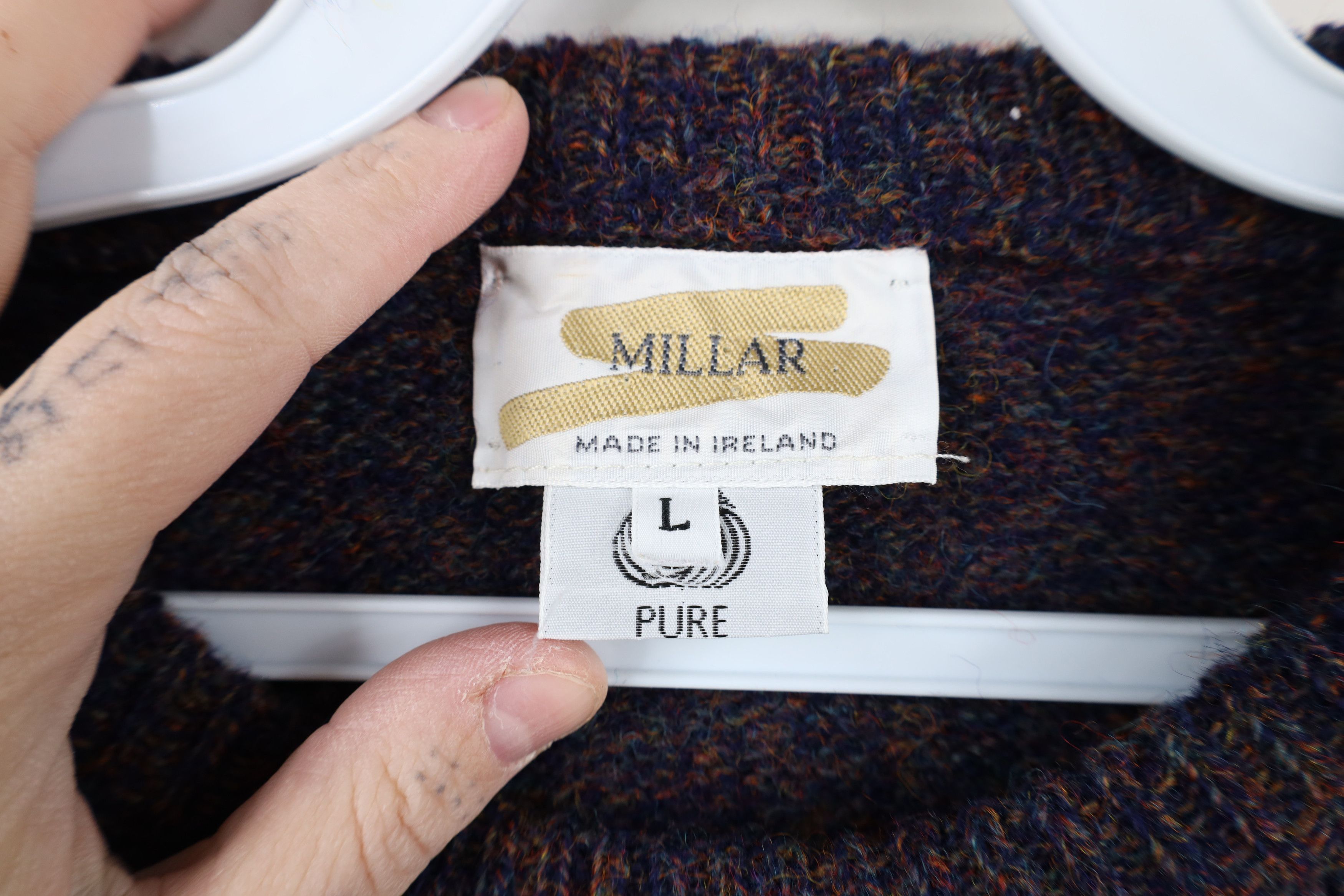 Vintage Vintage 90s Streetwear Pure Irish Wool Knit Pocket Sweater Size L / US 10 / IT 46 - 7 Thumbnail
