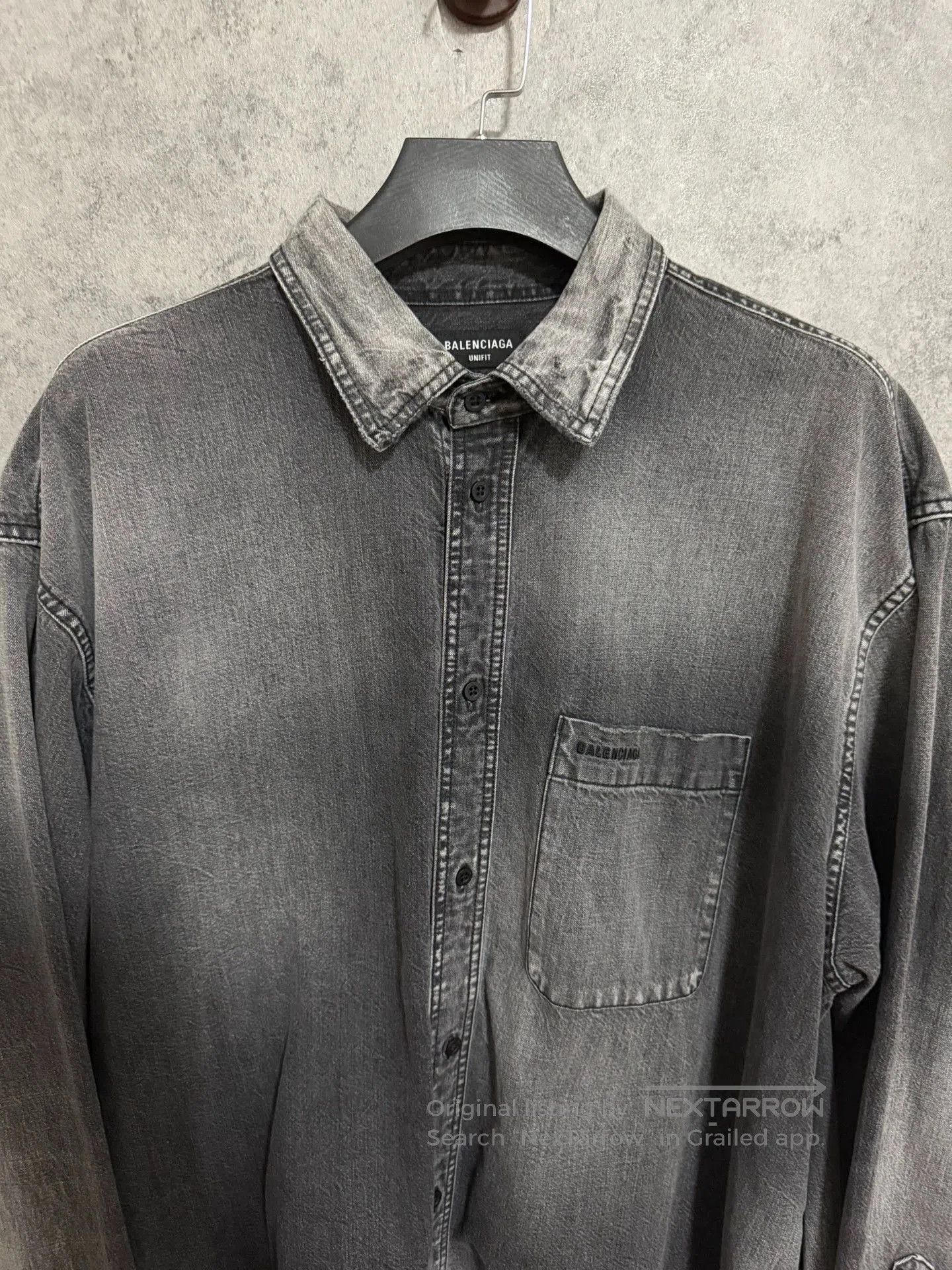 Balenciaga Balenciaga Embroidered Logo Distressed Shirt. Size US M / EU 48-50 / 2 - 2 Thumbnail