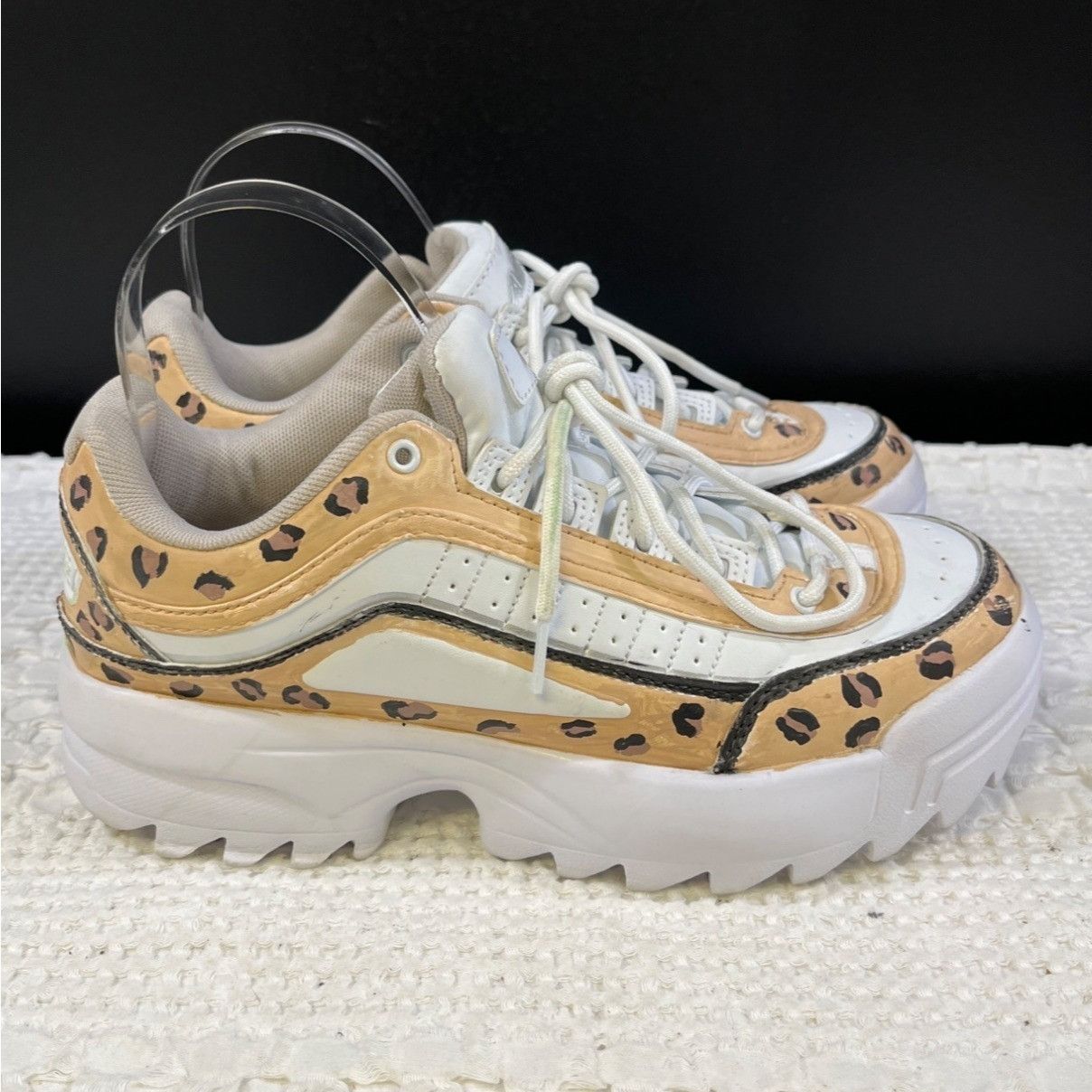 Avia Avia Women's Beige Cheetah Print Shoes/Sneakers Sz 8 SKU 507 Size US 8 / IT 38 - 3 Thumbnail