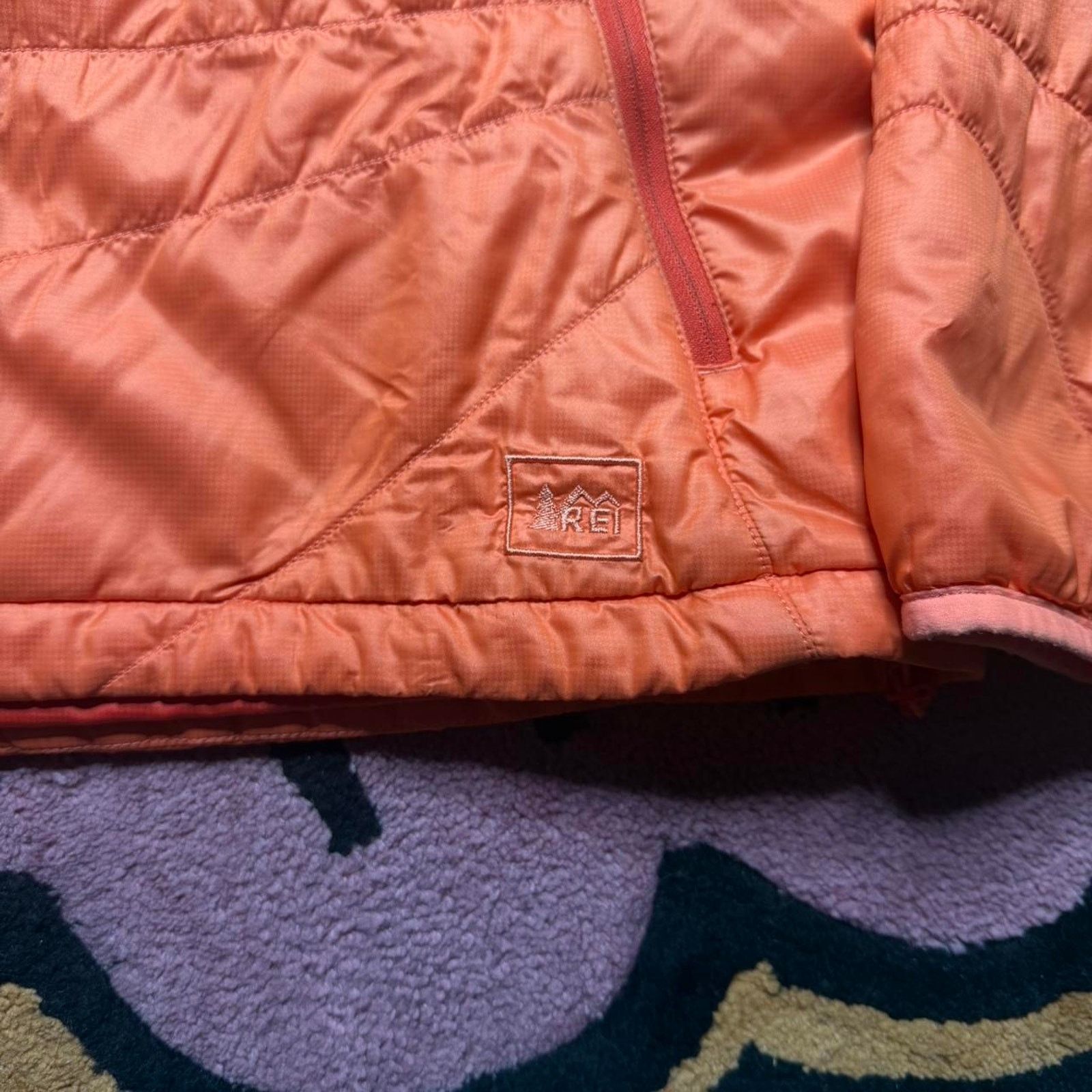 Rei REI Co-Op Quilted Magma 850 Full Zip Jacket Large Women's Size L / US 10 / IT 46 - 3 Thumbnail