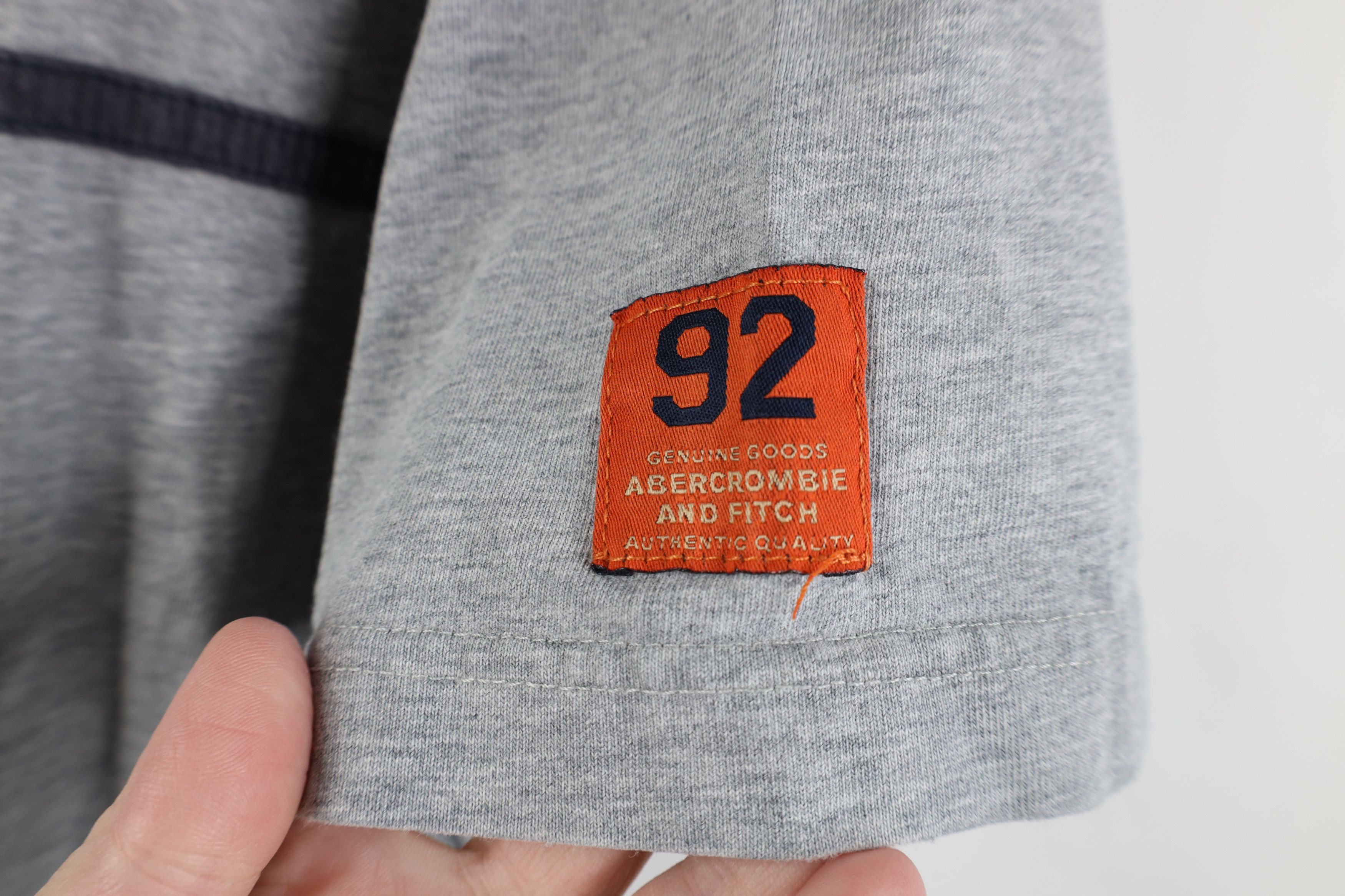 Abercrombie & Fitch Vintage 90s Y2K Abercrombie & Fitch Heavyweight T-Shirt USA Size US XL / EU 56 / 4 - 4 Thumbnail