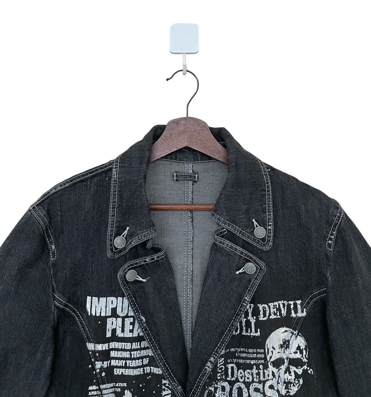 If Six Was Nine × Japanese Brand × Le Grande Bleu (L.G.B.) Vintage Japanese Brand Archive Skull Punk Denim Jacket 2000s Size US L / EU 52-54 / 3 - 3 Thumbnail
