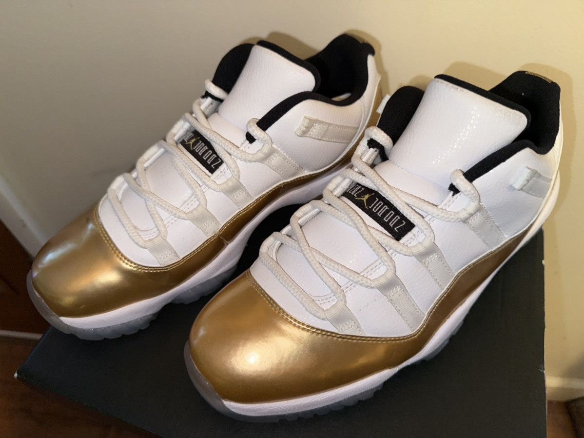 Jordan Brand Air Jordan Retro 11 Low “Closing Ceremony” EXC w/OG Box sz 9 Size US 9 / EU 42 - 10 Thumbnail
