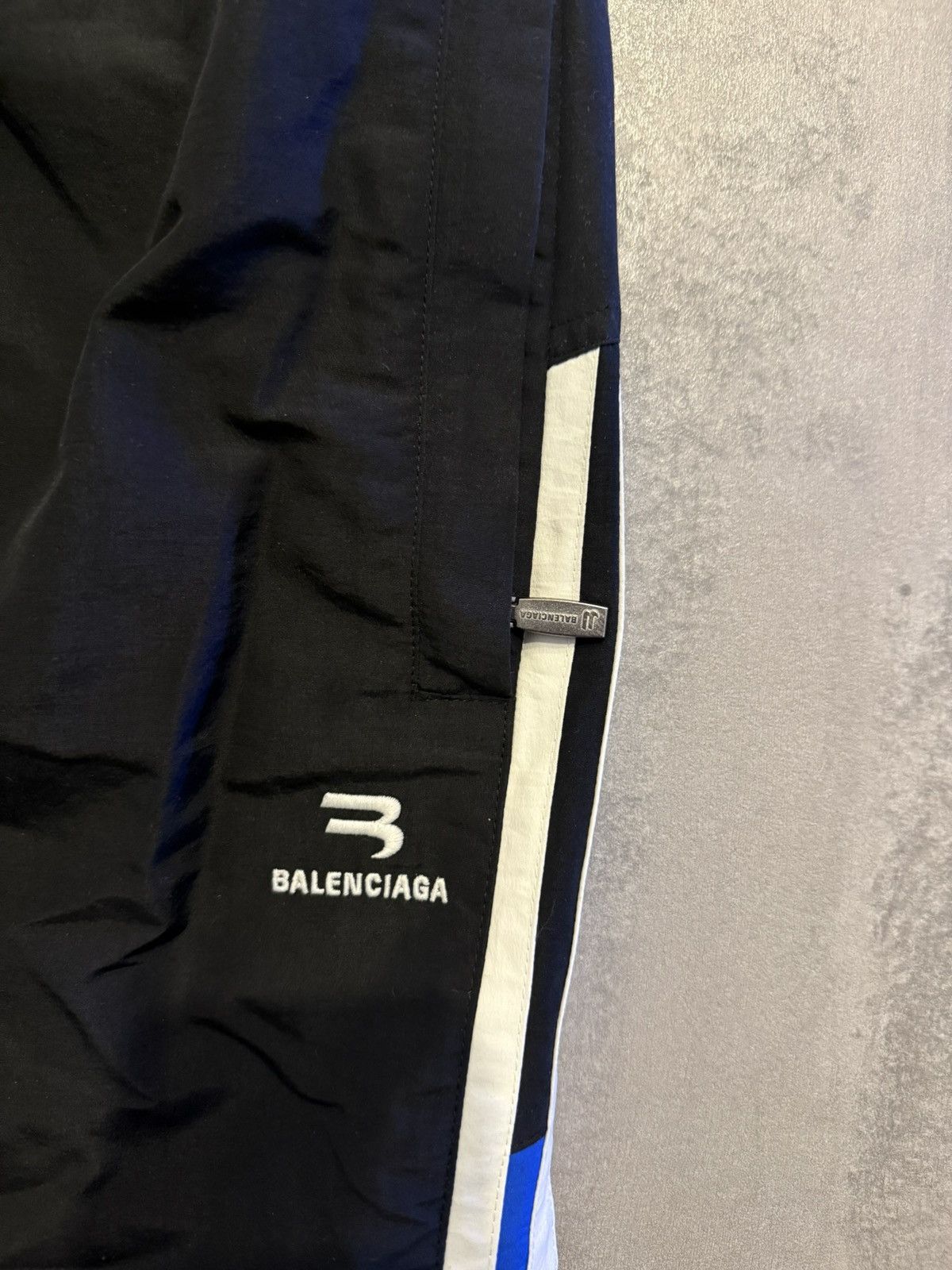 Balenciaga Balenciaga Sporty B Trackpants Size US 32 / EU 48 - 6 Thumbnail