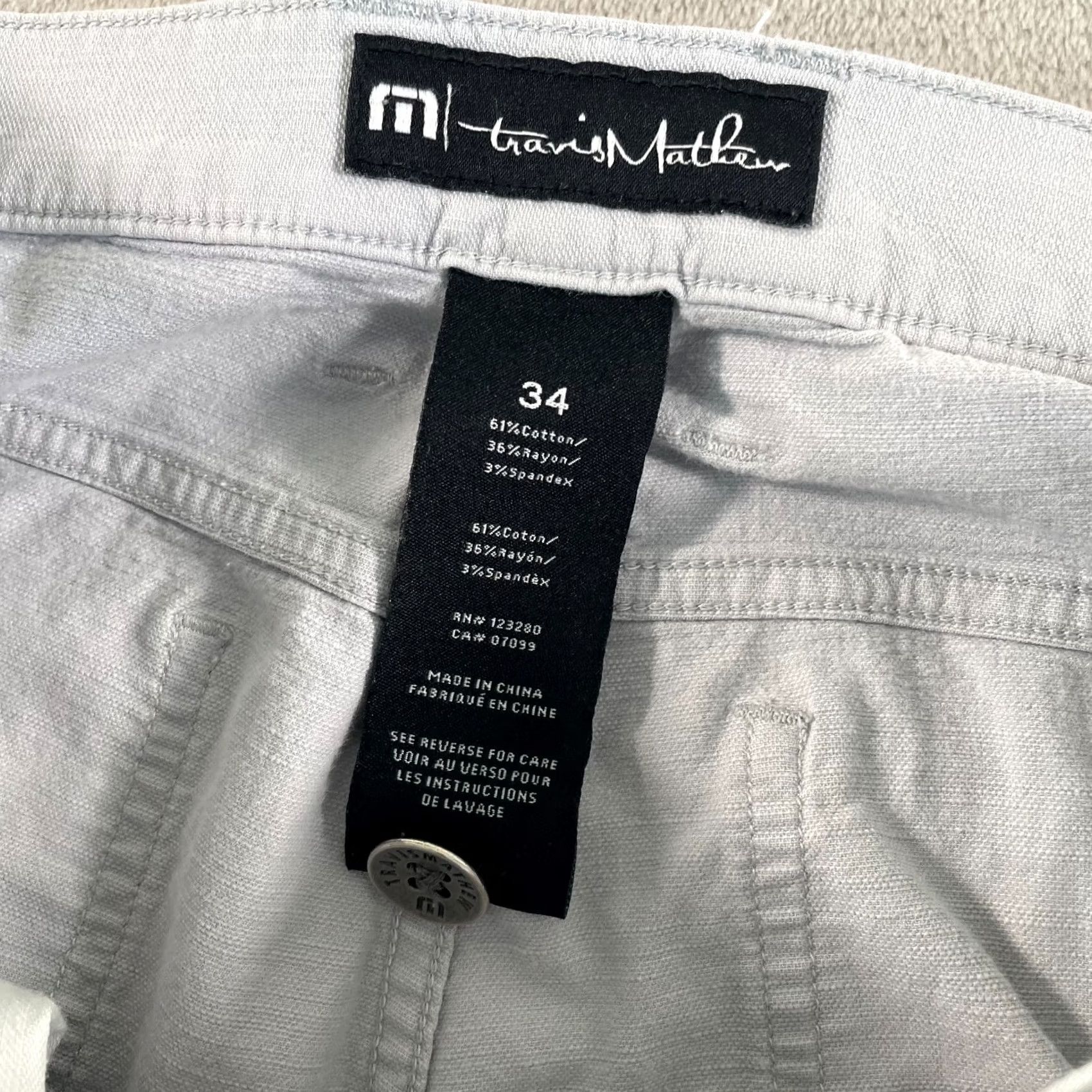 TravisMathew Travis Mathew Trifecta Golf Pants Men 36x30 Grey Performance Chino Size US 36 / EU 52 - 2 Thumbnail