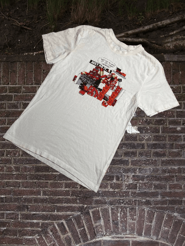 Nike × Vintage Vintage Nike Center print Logo T-Shirt Size US S / EU 44-46 / 1 - 1 Thumbnail
