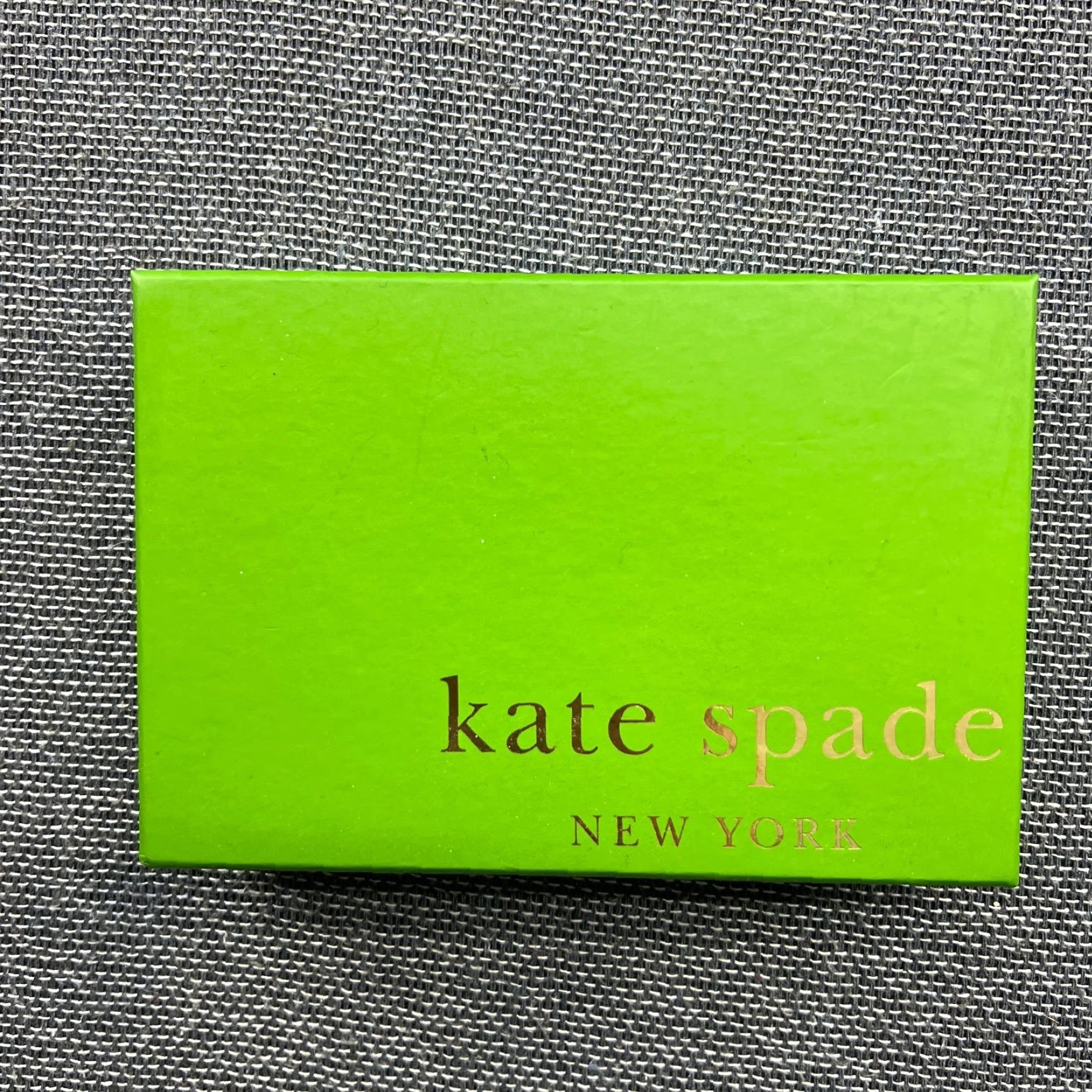 Vintage Kate Spade Coin Purse Empty Box ONLY New York Green Original Women Money Clip Purse Box Kate Spade Green (Vintage not indicated) Size ONE SIZE - 2 Thumbnail