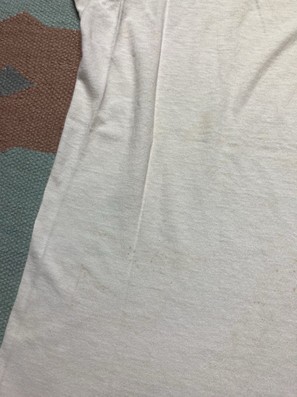 Vintage 70s 80s blank white t shirt v neck grunge soft worn medium Size US M / EU 48-50 / 2 - 8 Thumbnail