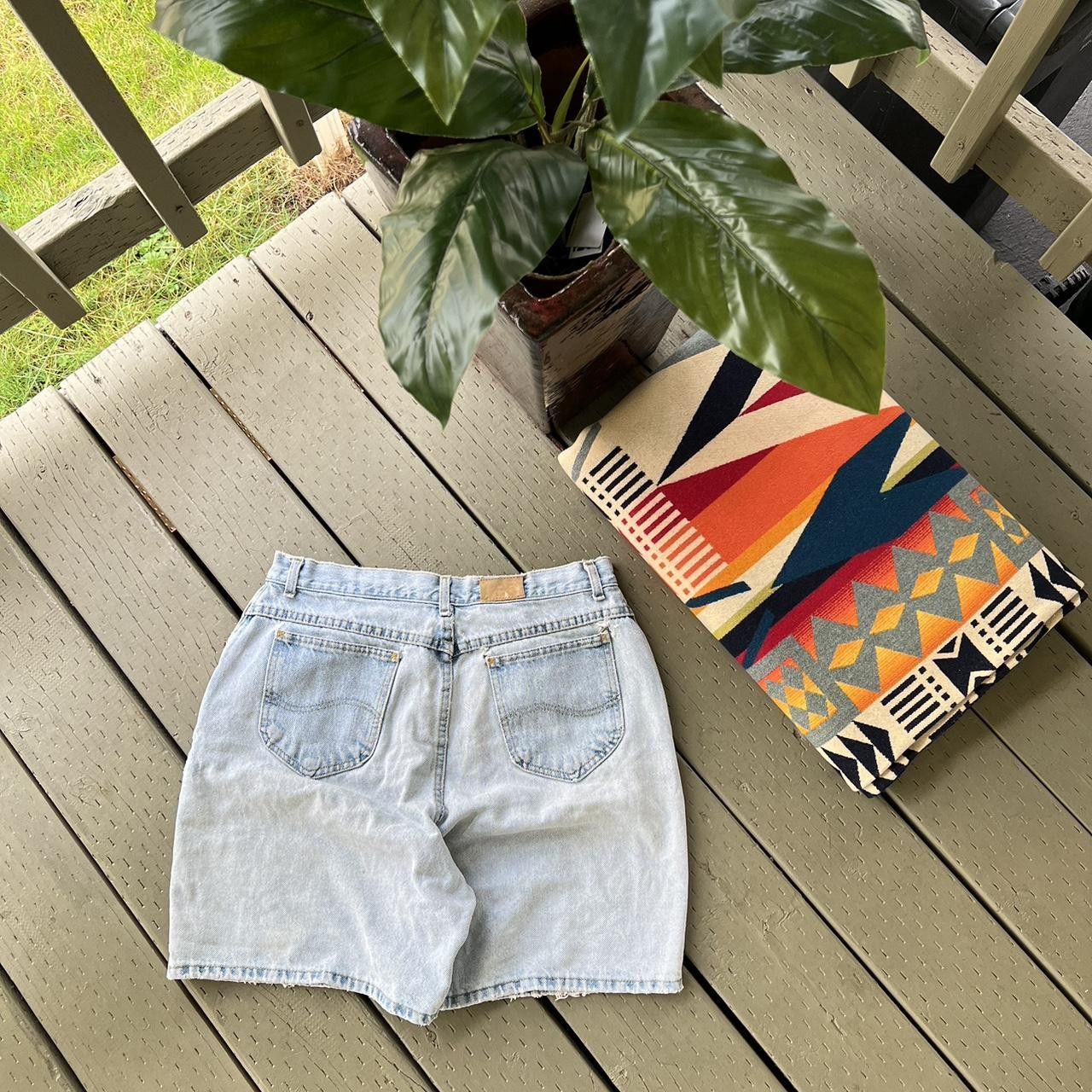 Lee × Vintage Vintage Lee Jorts Size US 32 / EU 48 - 1 Thumbnail