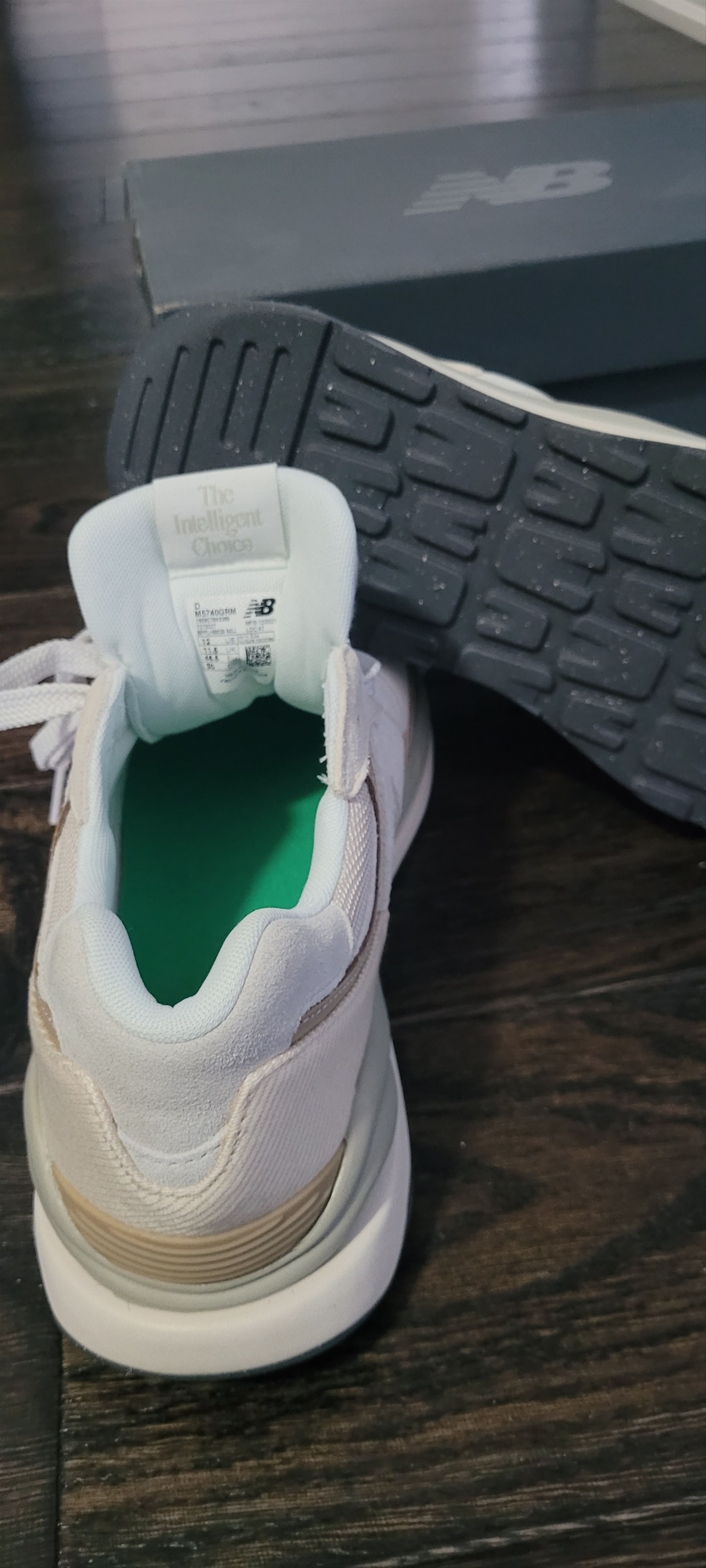 New Balance **rare** New Balance Sneakers NWT/Box Size US 12 / EU 45 - 6 Thumbnail