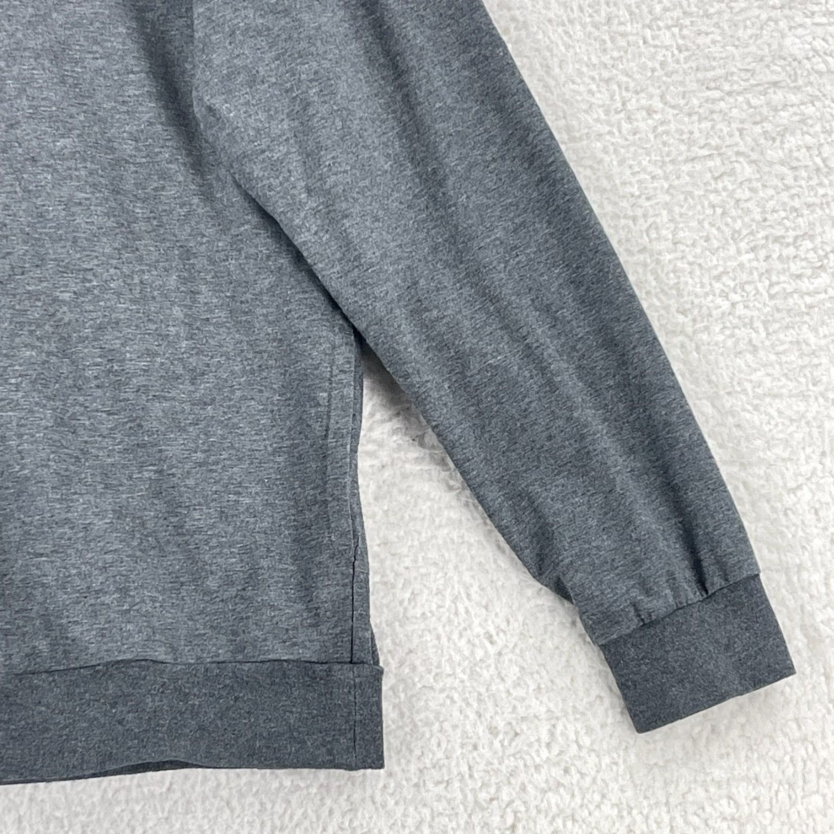 TravisMathew **Travis Mathew Gray 1/4 Zip Sweater Mens Long Sleeve Size Large** User: Travis Mathew Gray 1/4 Zip Sweater Mens Long Sleeve Size Large Size US L / EU 52-54 / 3 - 4 Thumbnail