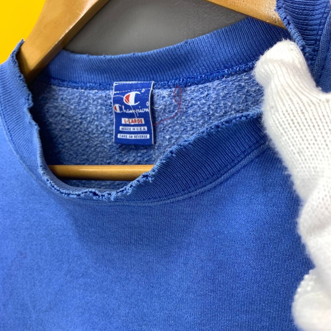 Champion 90s Vintage Thrashed CHAMPION Sweatshirt #2464/AM Size US XL / EU 56 / 4 - 3 Thumbnail