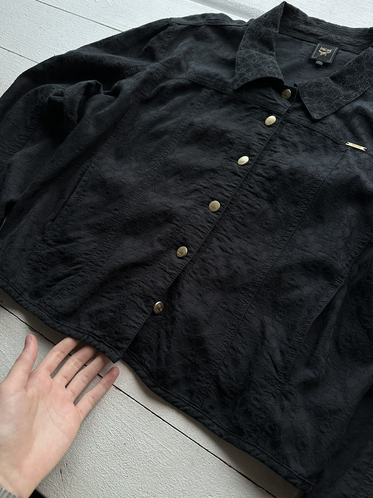 MCM 🚨 MCM MONOGRAM BUTTON UP HEAVY SHIRT/JACKET GOLD GRAIL Size M / US 6-8 / IT 42-44 - 3 Thumbnail