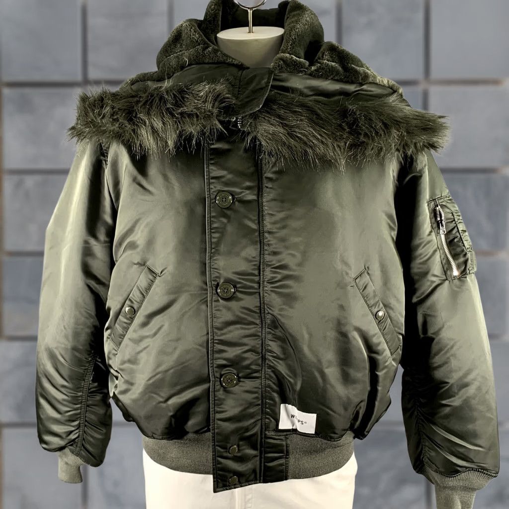 Wtaps WTAPS Green Hooded Bomber Coat XL Men Size US XL / EU 56 / 4 - 1 Thumbnail