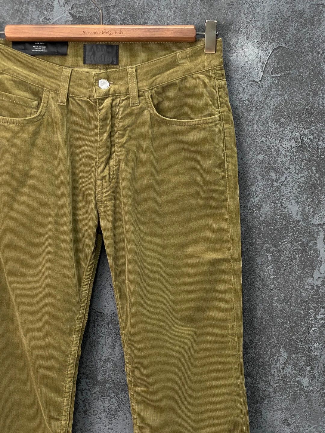 Acne Studios Acne Studios Olive Green Corduroy Jeans 30-34 Size 25" / US 0 / IT 36 - 3 Thumbnail