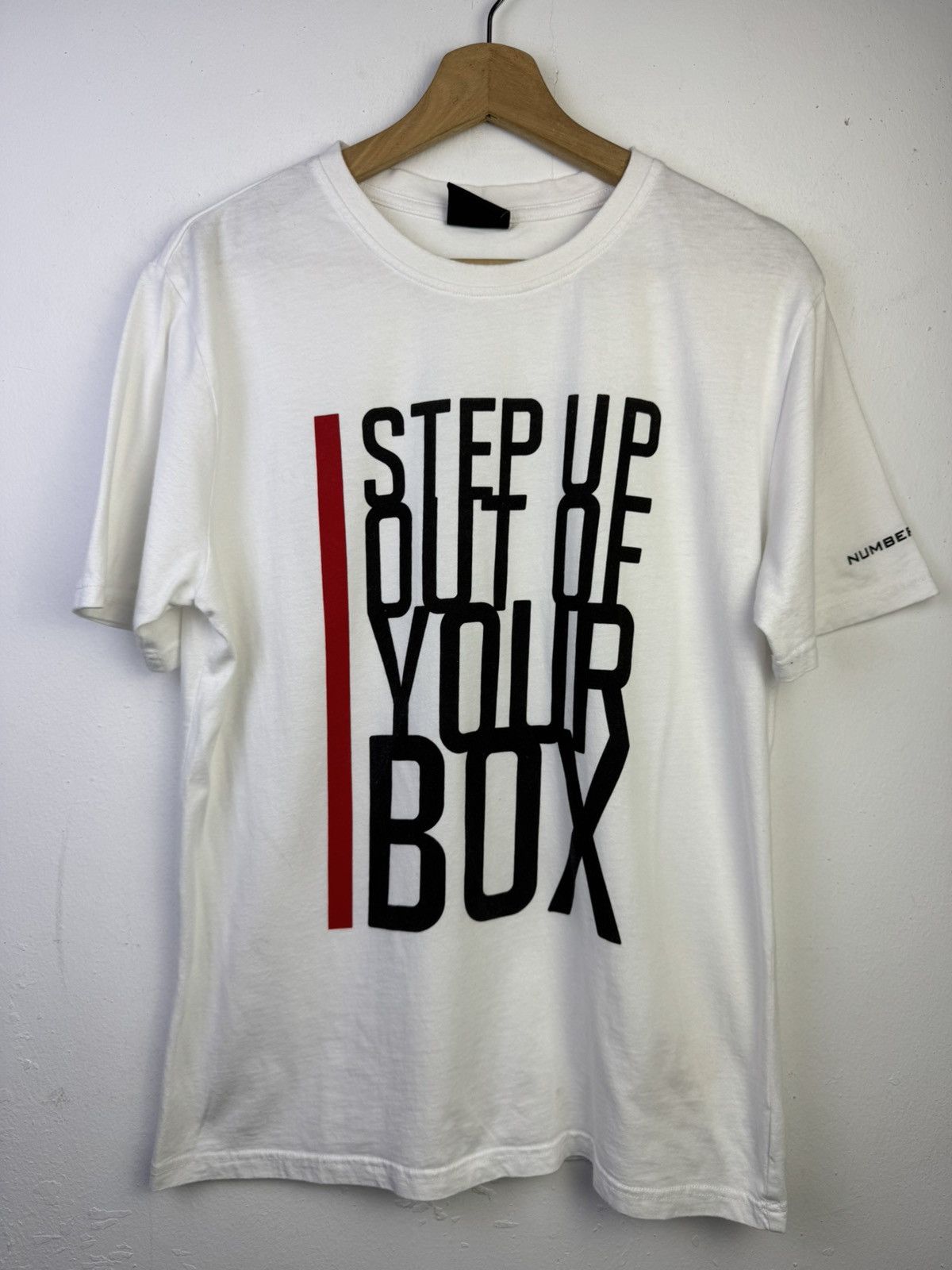 Number (N)ine Number (N)ine x Marlboro Step Up Out Of Your Box Tshirt Size US L / EU 52-54 / 3 - 1 Thumbnail