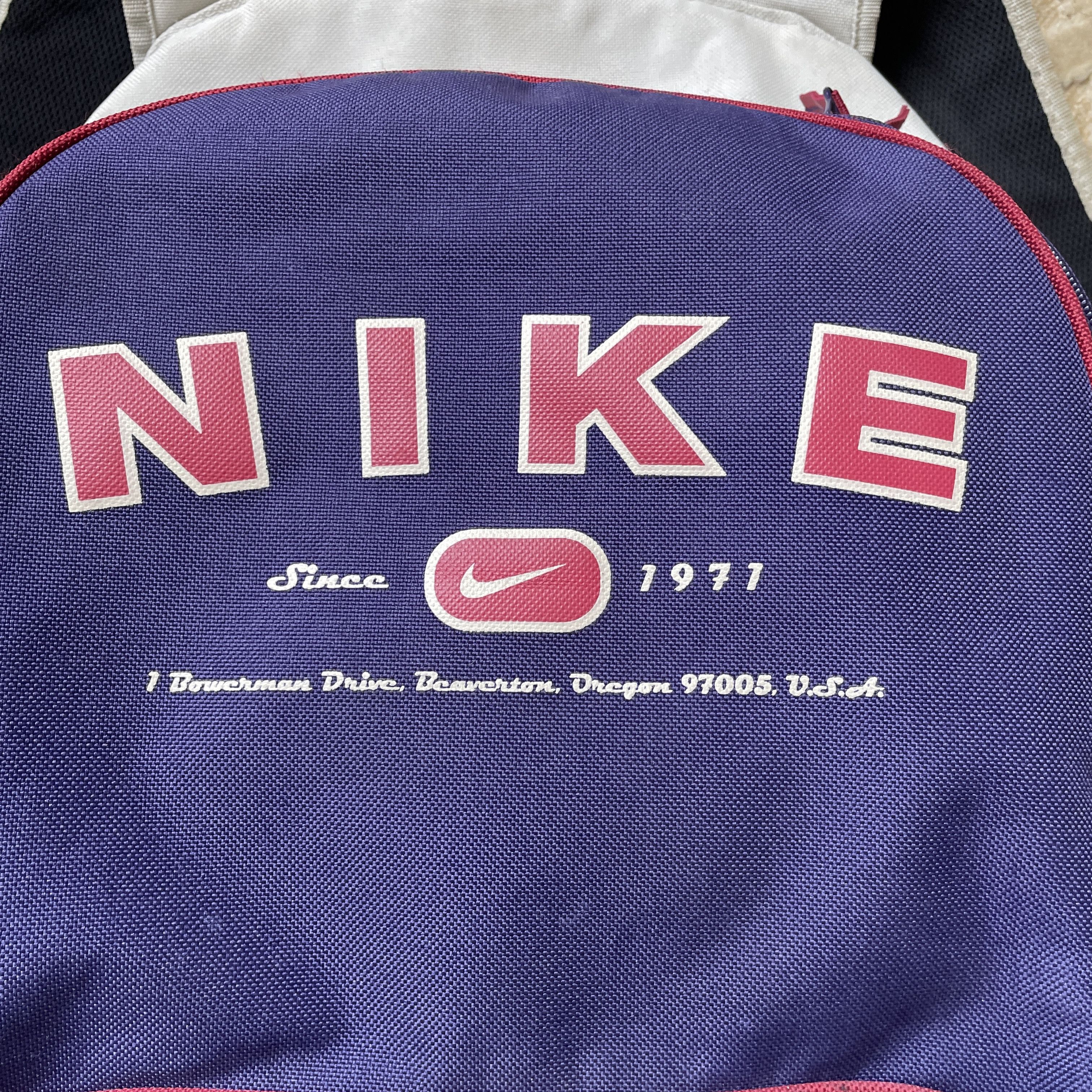 Kanye West × Nike NIKE 1990s Vintage Big Logo Backpack Bag RARE Size ONE SIZE - 3 Thumbnail