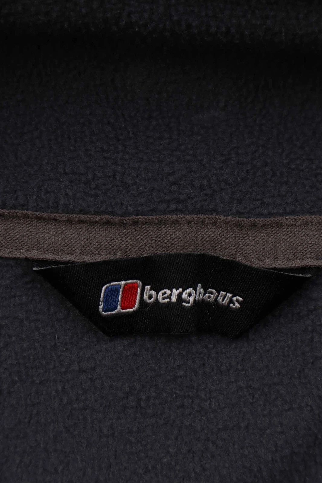 Berghaus Berghaus Fleece Jacket Full Zip Dark Gray Outdoor Casual Size US L / EU 52-54 / 3 - 4 Thumbnail