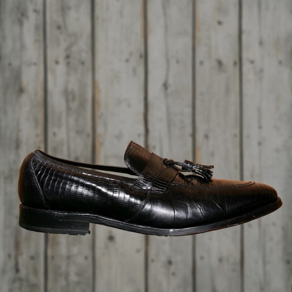 Allen Edmonds ALLEN EDMONDS Clayton Black Lizard Skin Loafers Sz. 11B (Missing Tassel) Dress Slip On Men Leather Upper B Shoes Size US 11 / EU 44 - 1 Thumbnail