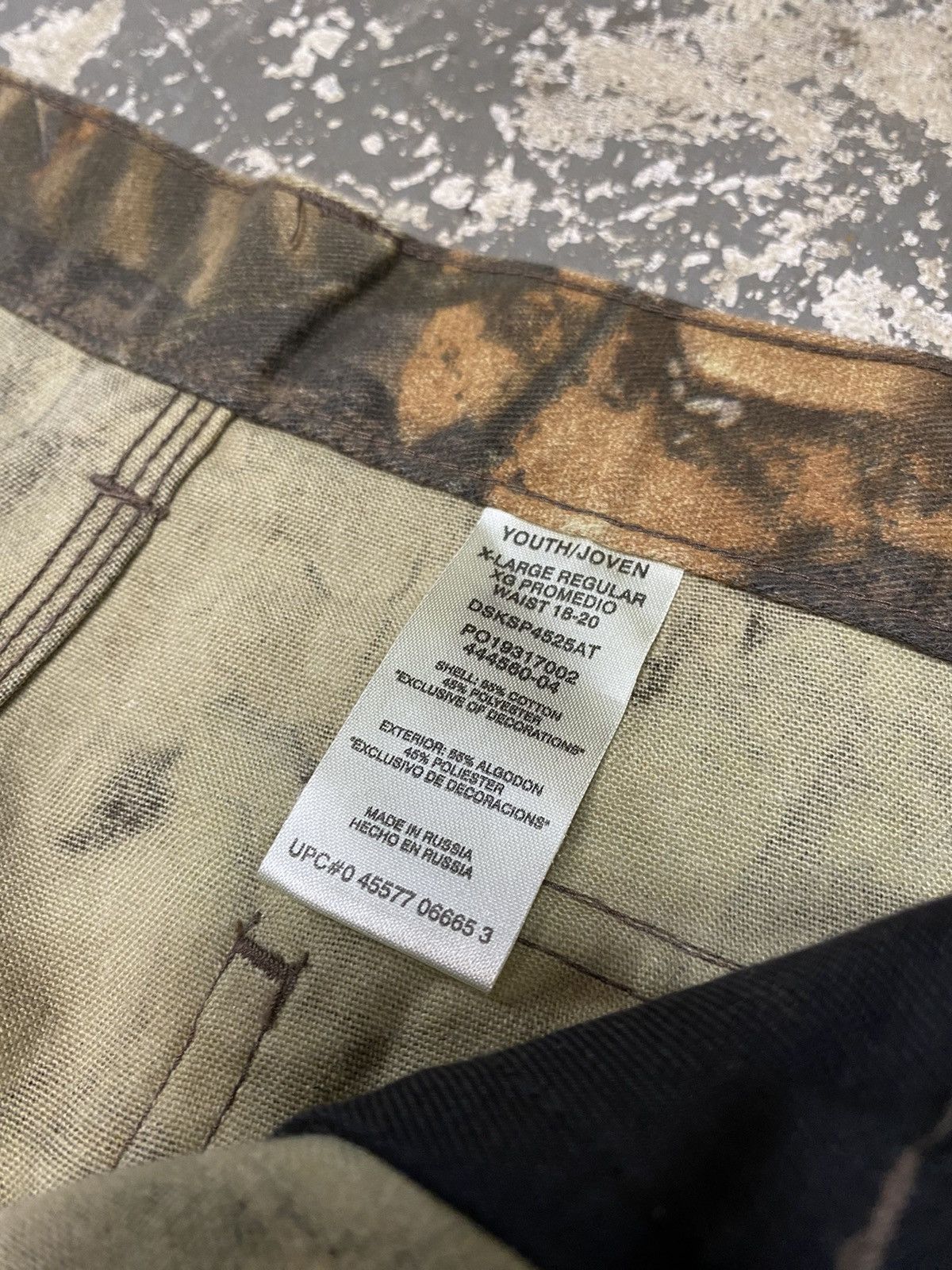 Realtree × Vintage Vintage Realtree Liberty Camo Baggy Cargo Essentials Pants Size US 29 - 7 Thumbnail