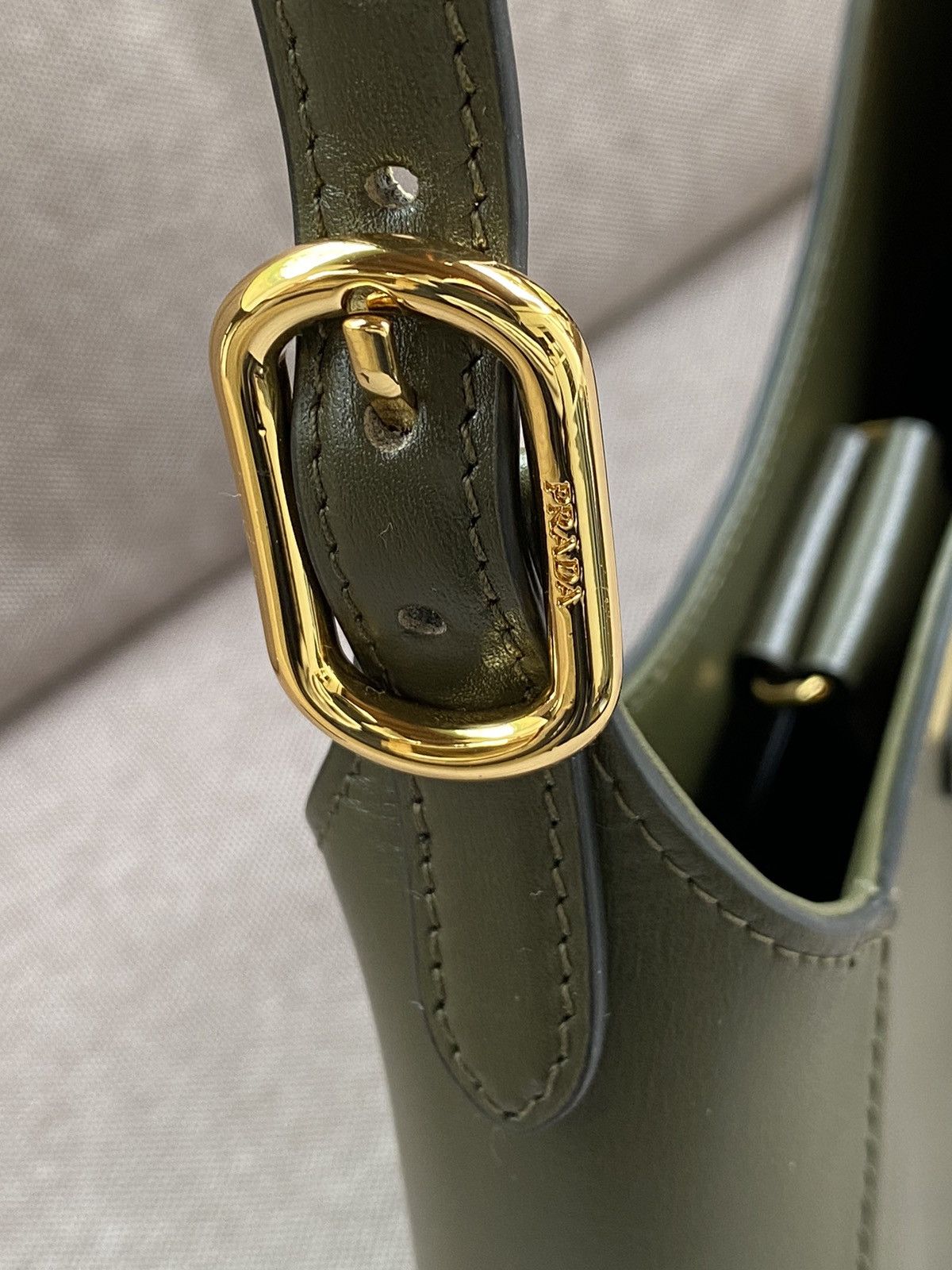 Prada Prada Cleo Green Leather Shoulder Bag Size ONE SIZE - 7 Thumbnail