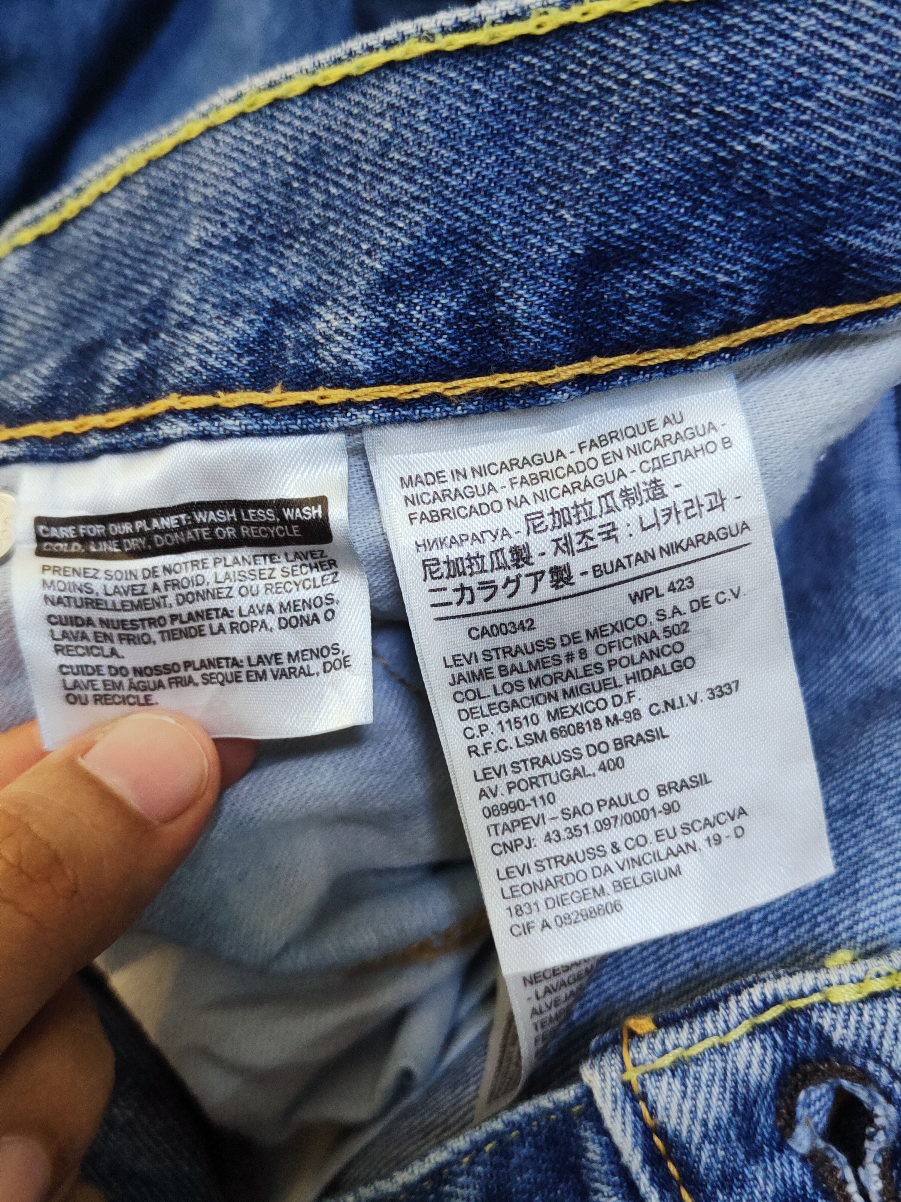 Levi's *waist 46inc* Levi's Blue Distressed Ripped Jeans #S2715 Size US 44 / EU 60 - 20 Thumbnail